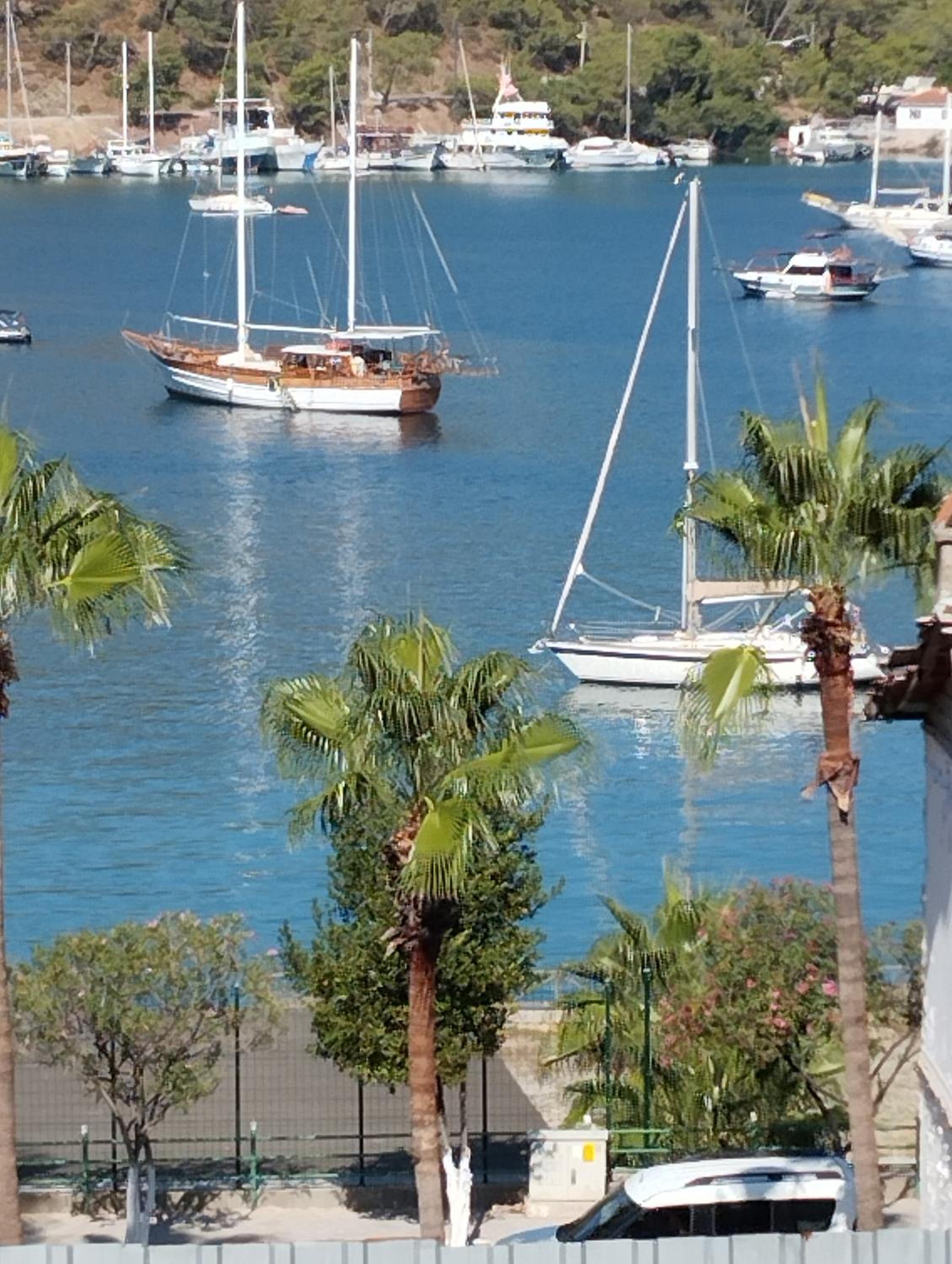 Duygu Apart etkileyici deniz manzaraları - Image 46