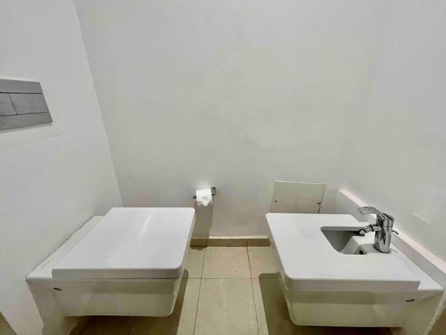 Spacious 2 Bedroom - Terrace & Ocean View view 5
