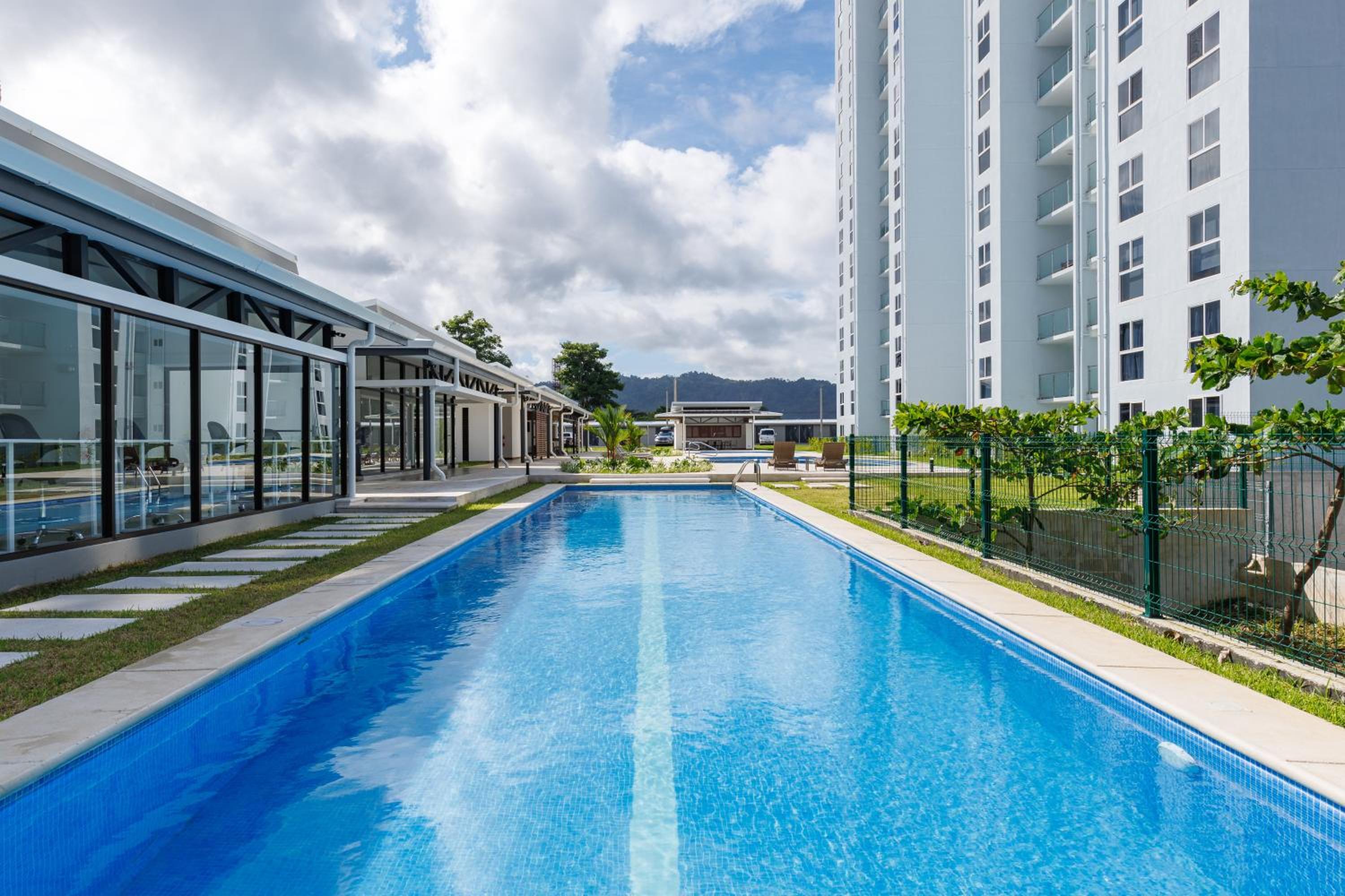 Casago 1207, Brand New Rental, Tropical-Inspired Getaway – Nature and Style in Perfect Harmony