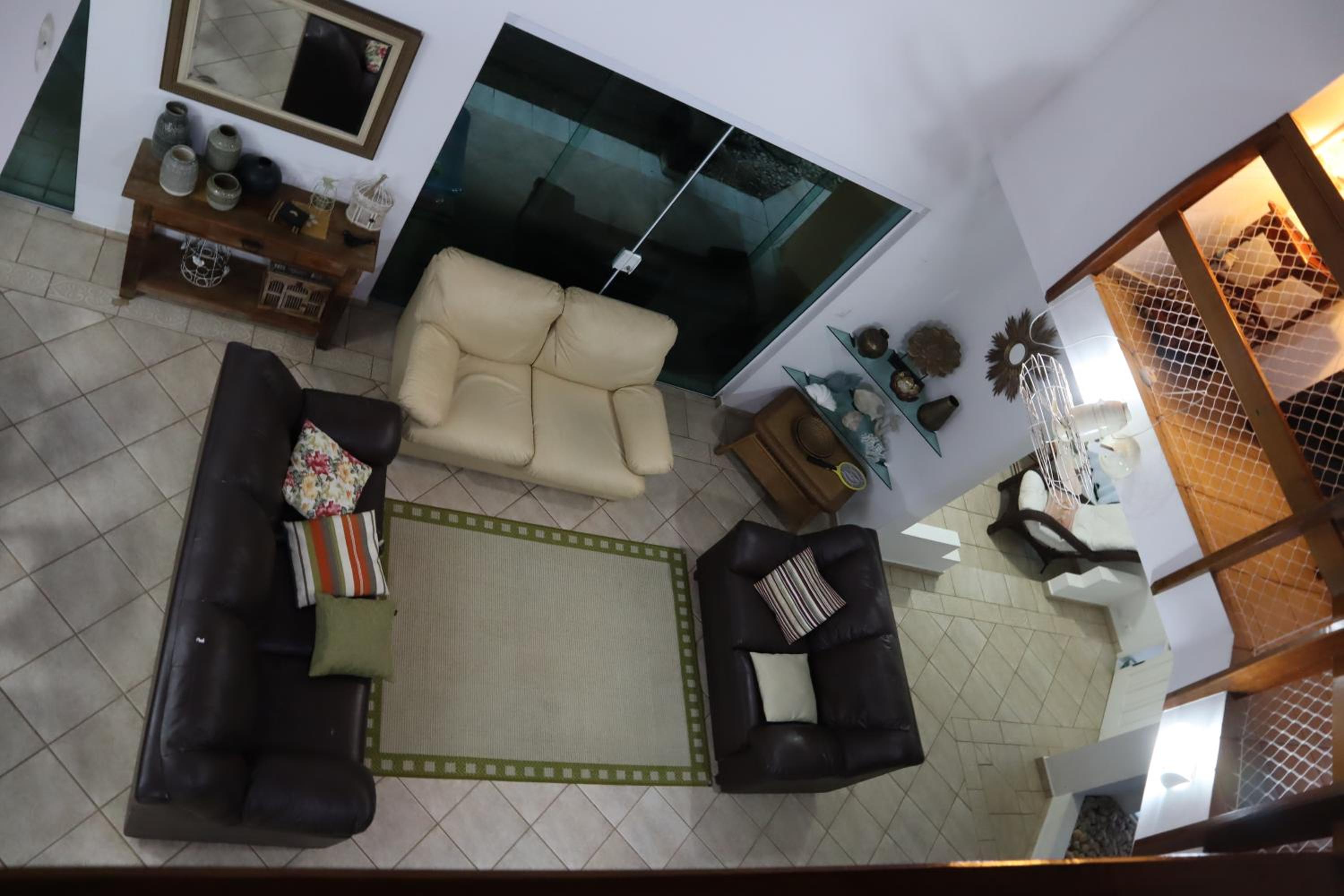 Casa de Praia em Condomínio no Guarujá