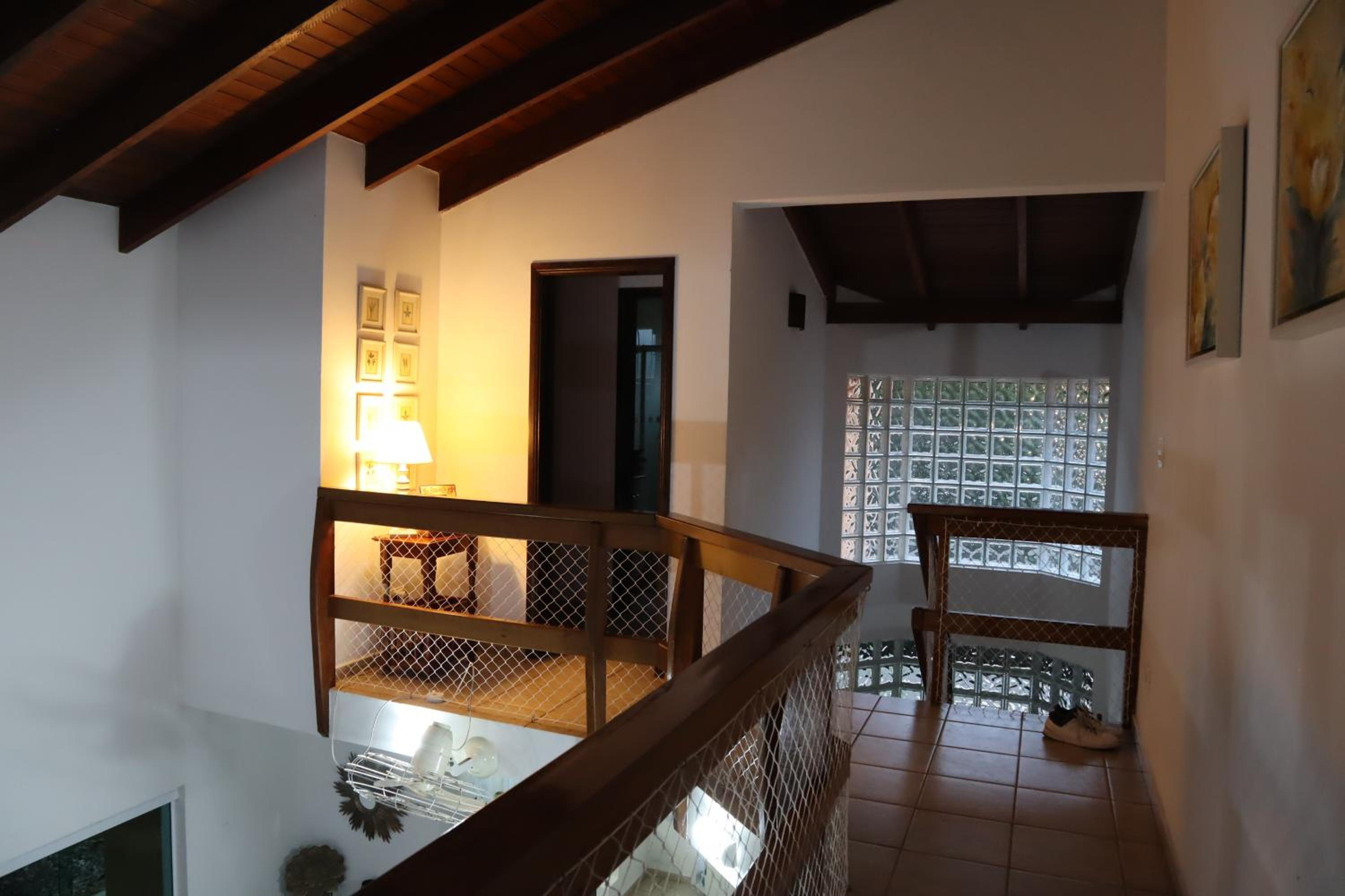Casa de Praia em Condomínio no Guarujá