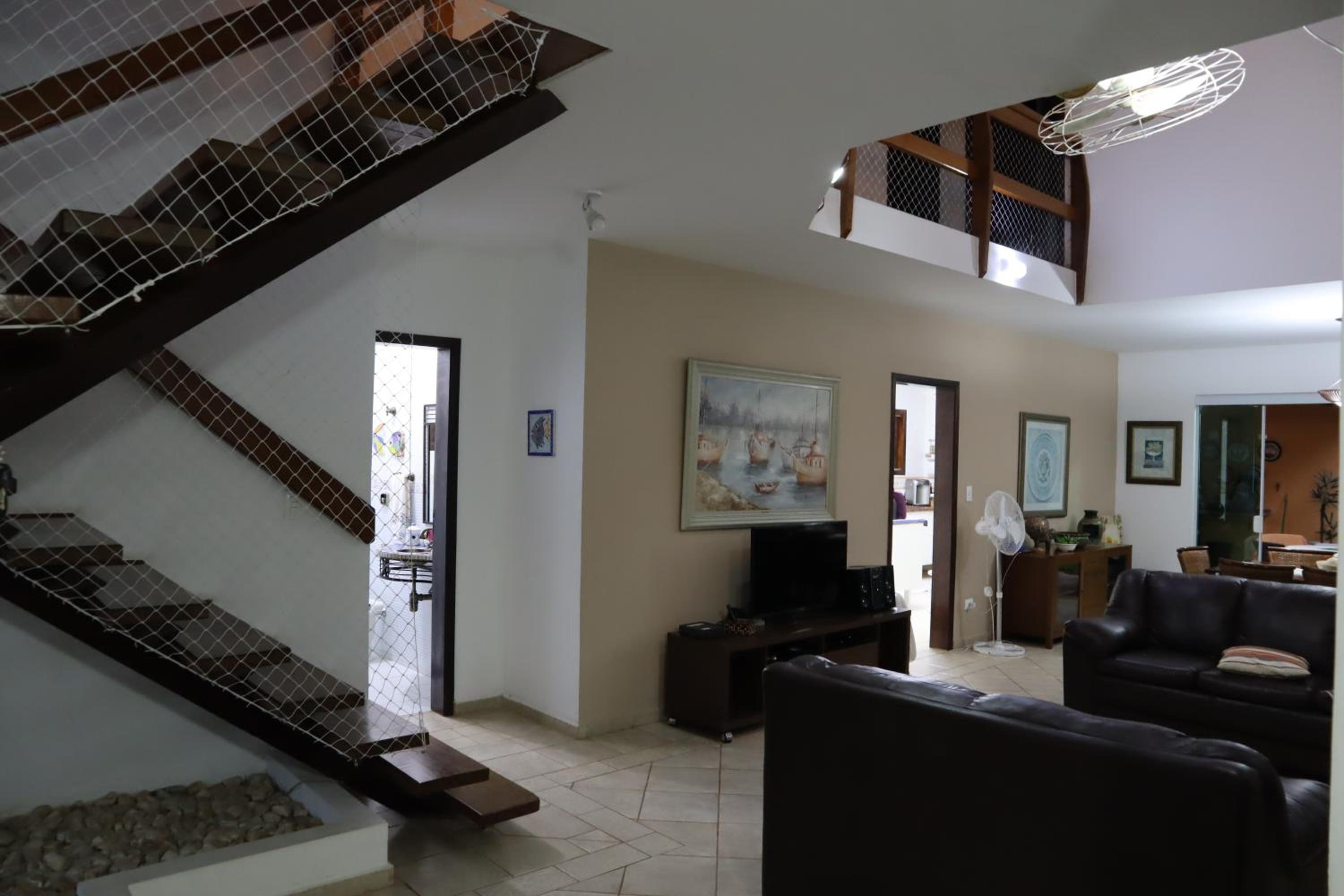 Casa de Praia em Condomínio no Guarujá