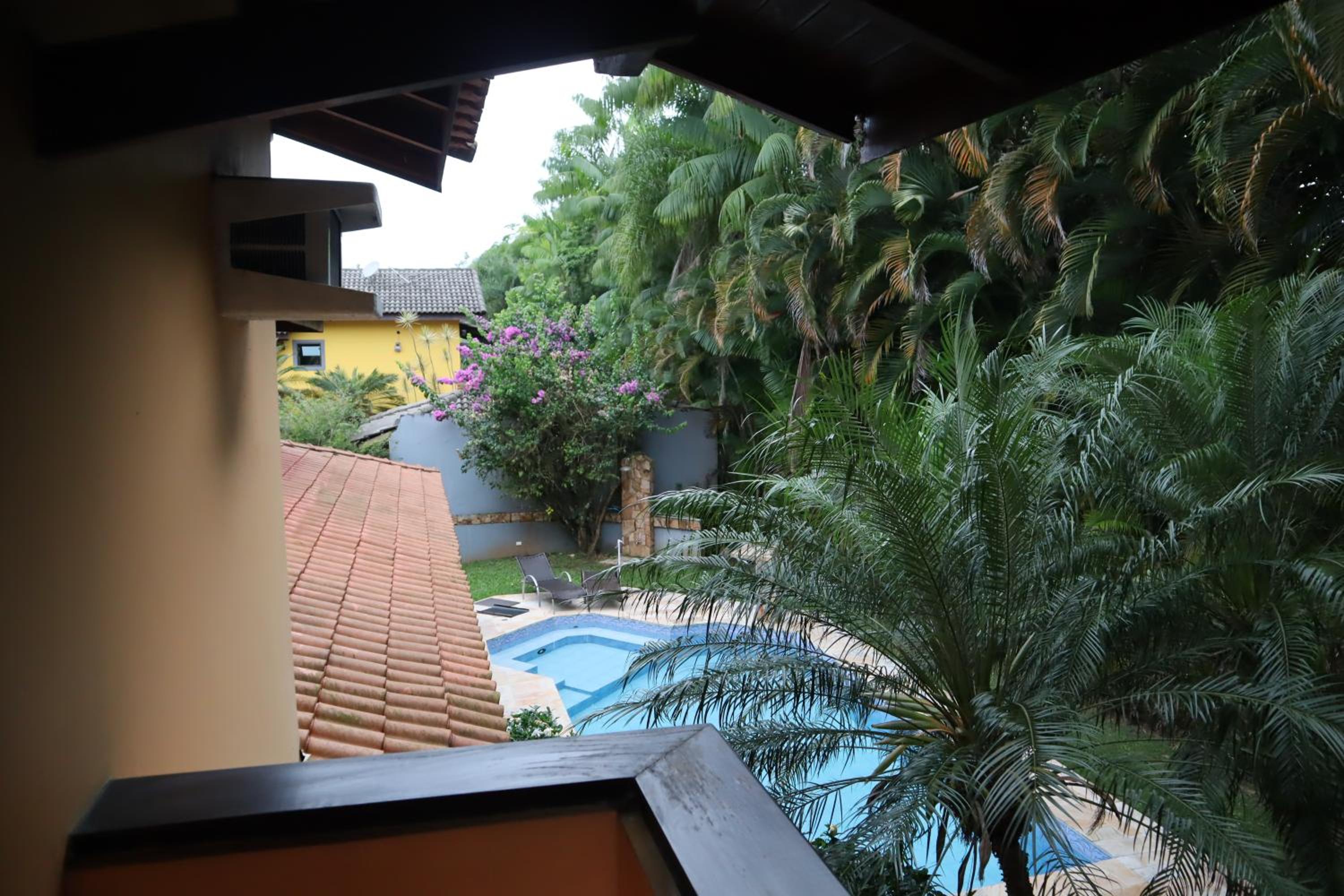 Casa de Praia em Condomínio no Guarujá