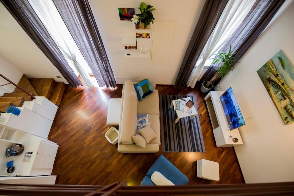 NapoliStayIn Central Flat in Naples