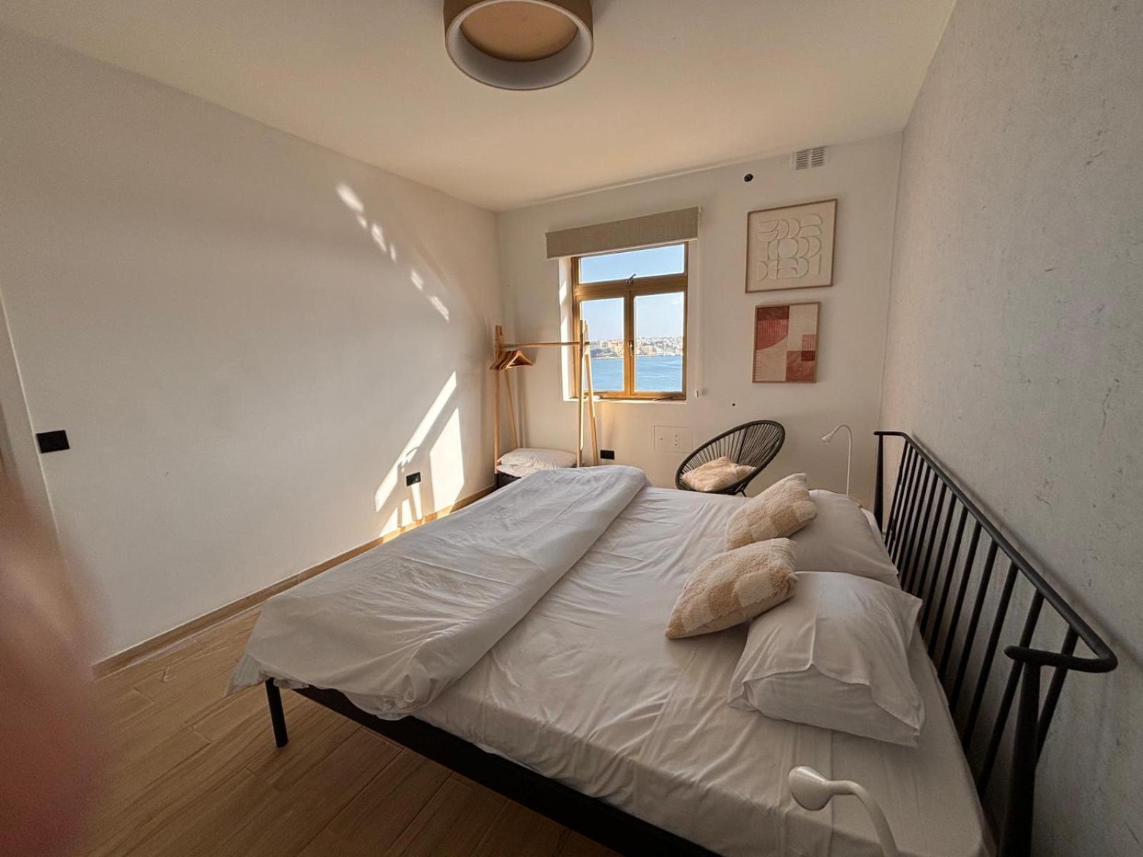 Photo 165