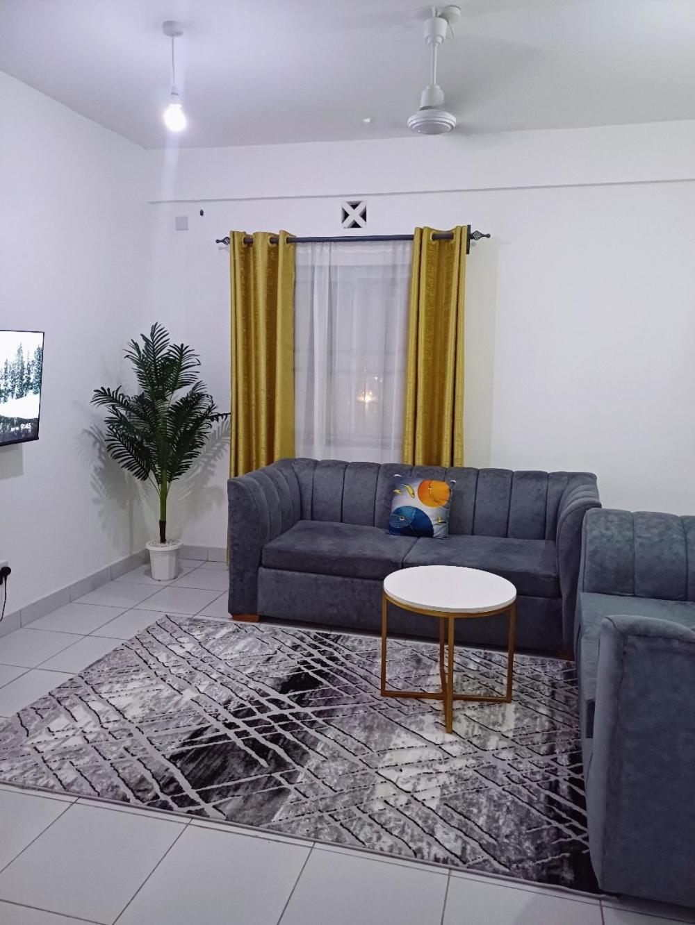 Cozy 2 bedroom Apartment at Mombasa Island view 2