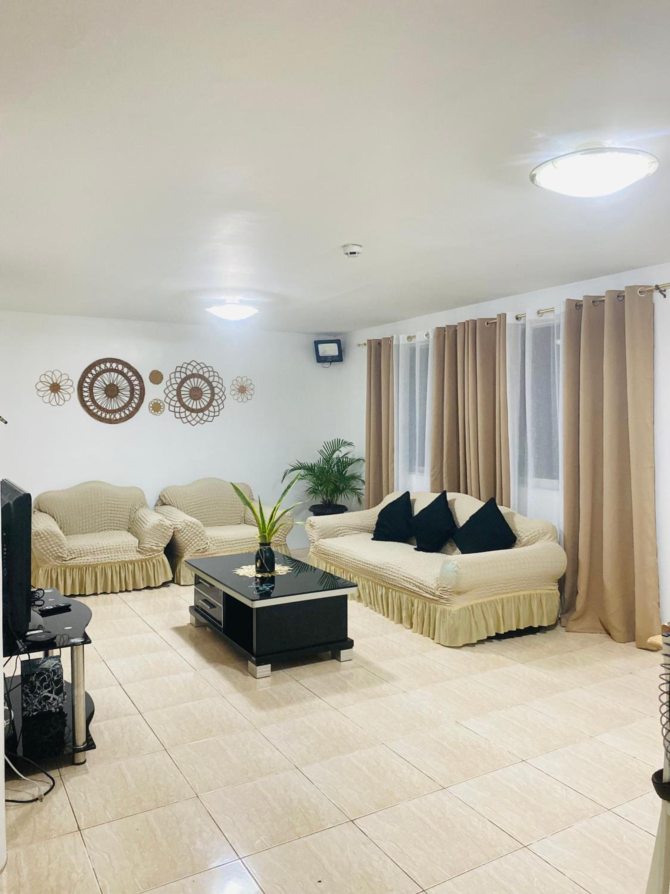 Seashells Home view 5