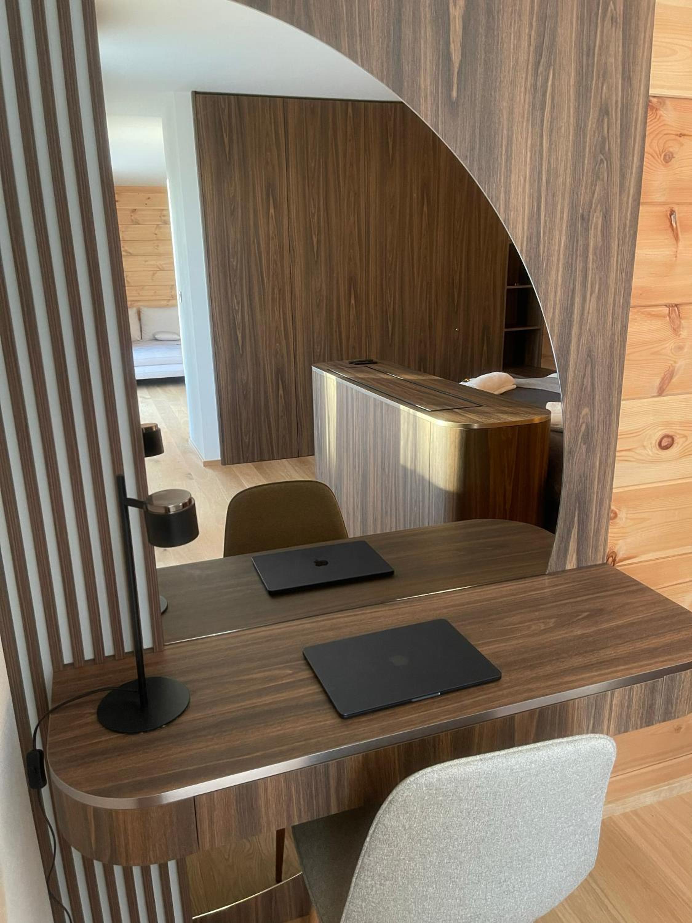 LUXY Apartment