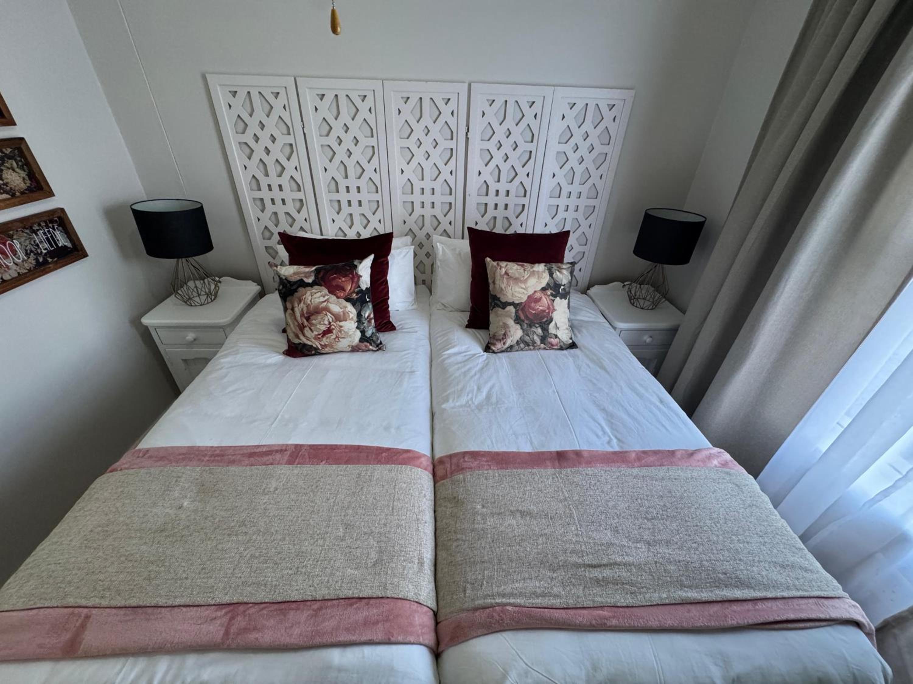 Unwind at Coral Bright 2BR Beach Apartment