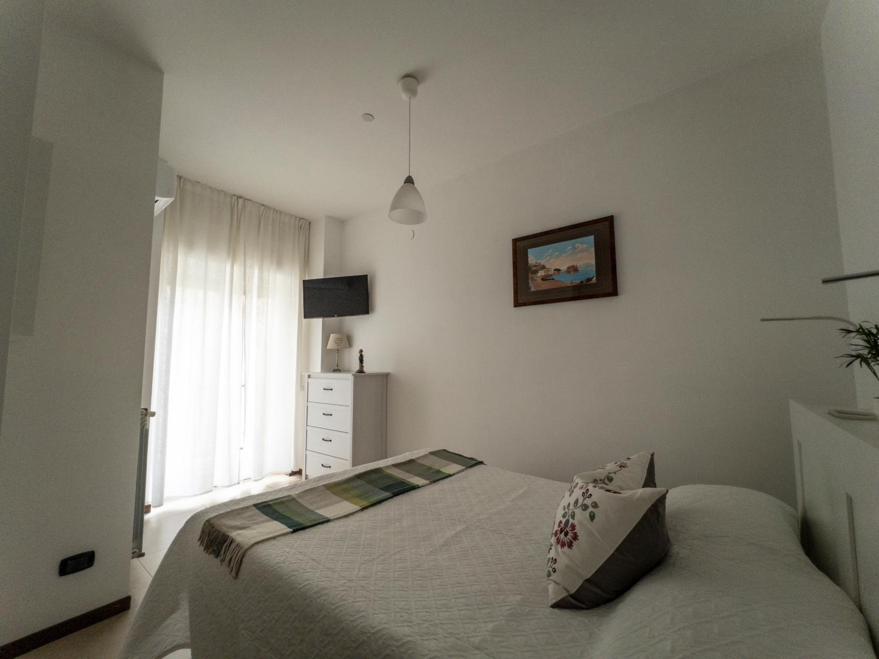 323 Cilea Apartment