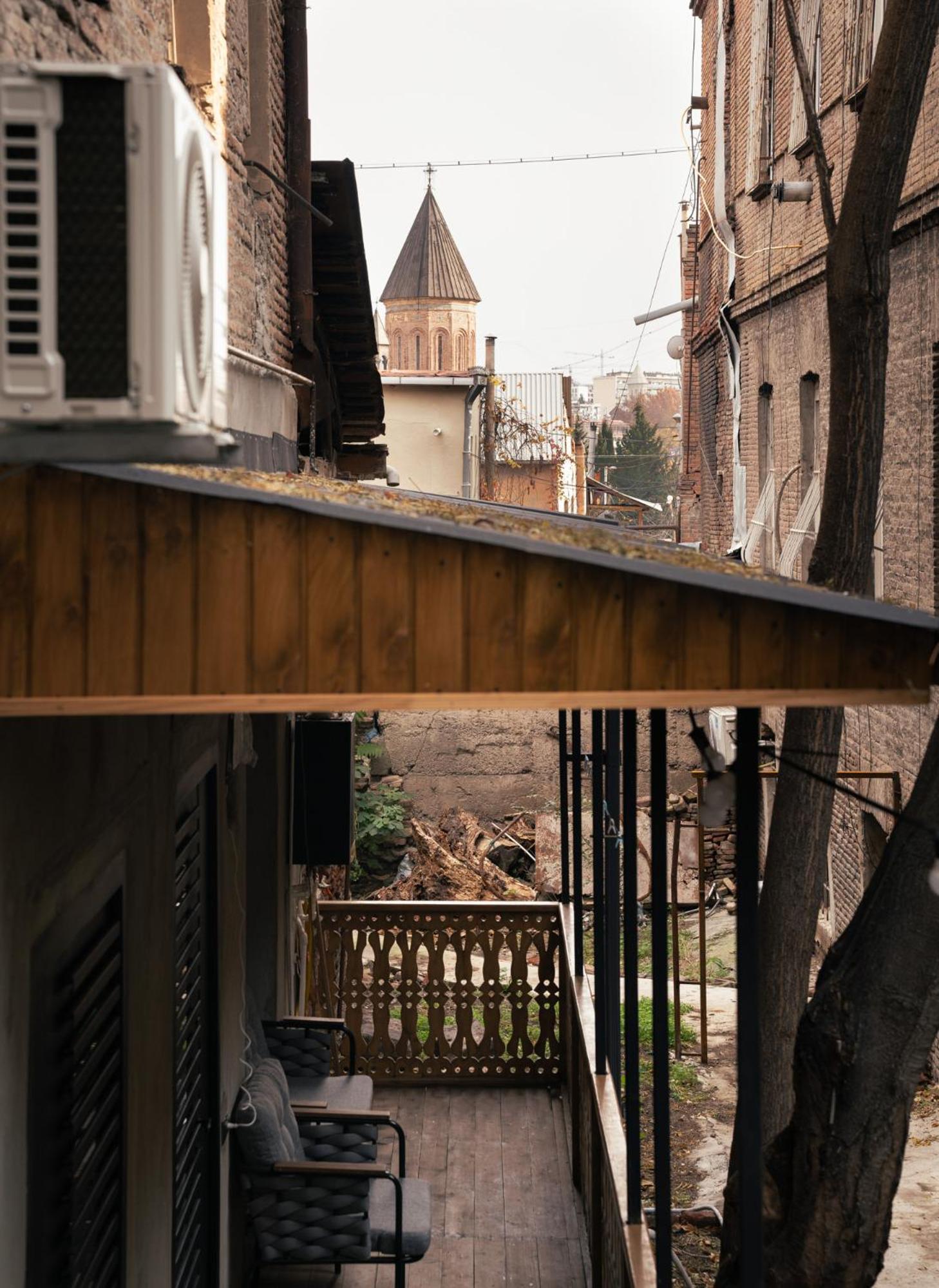 old city house view 3
