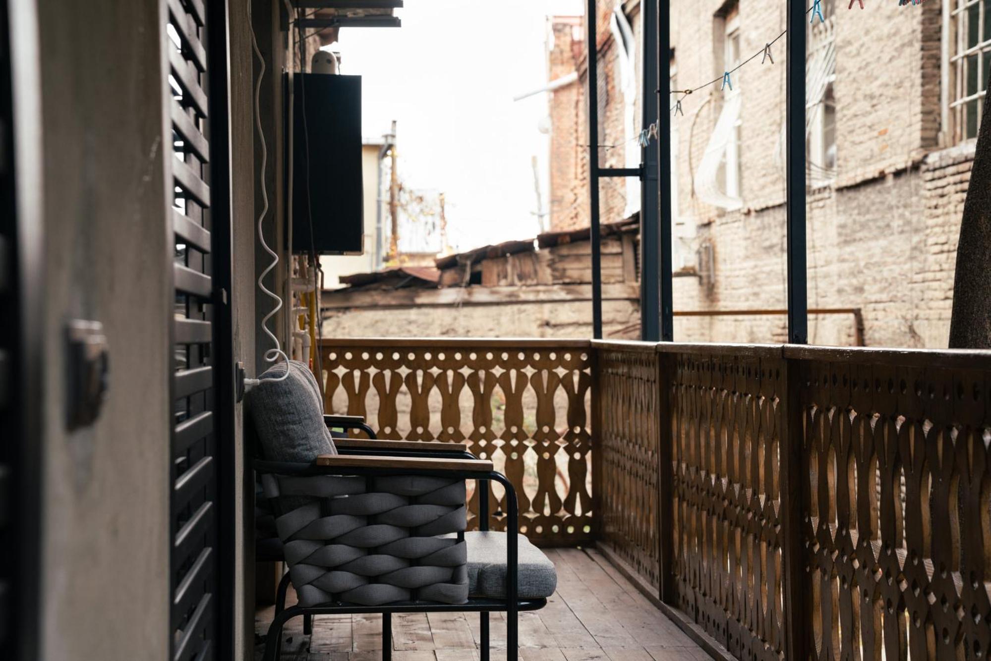 old city house view 4