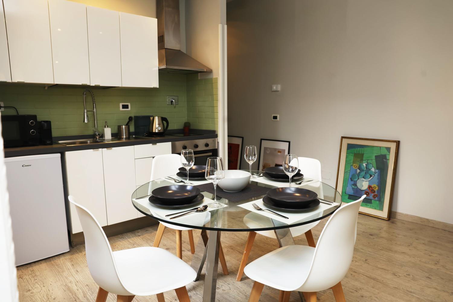 Vatican Green R-Home
