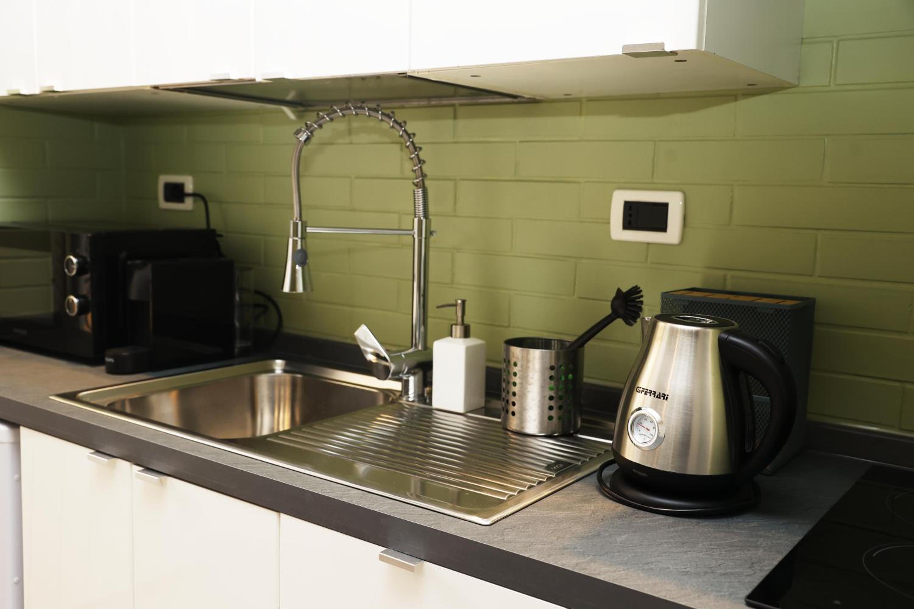 Vatican Green R-Home