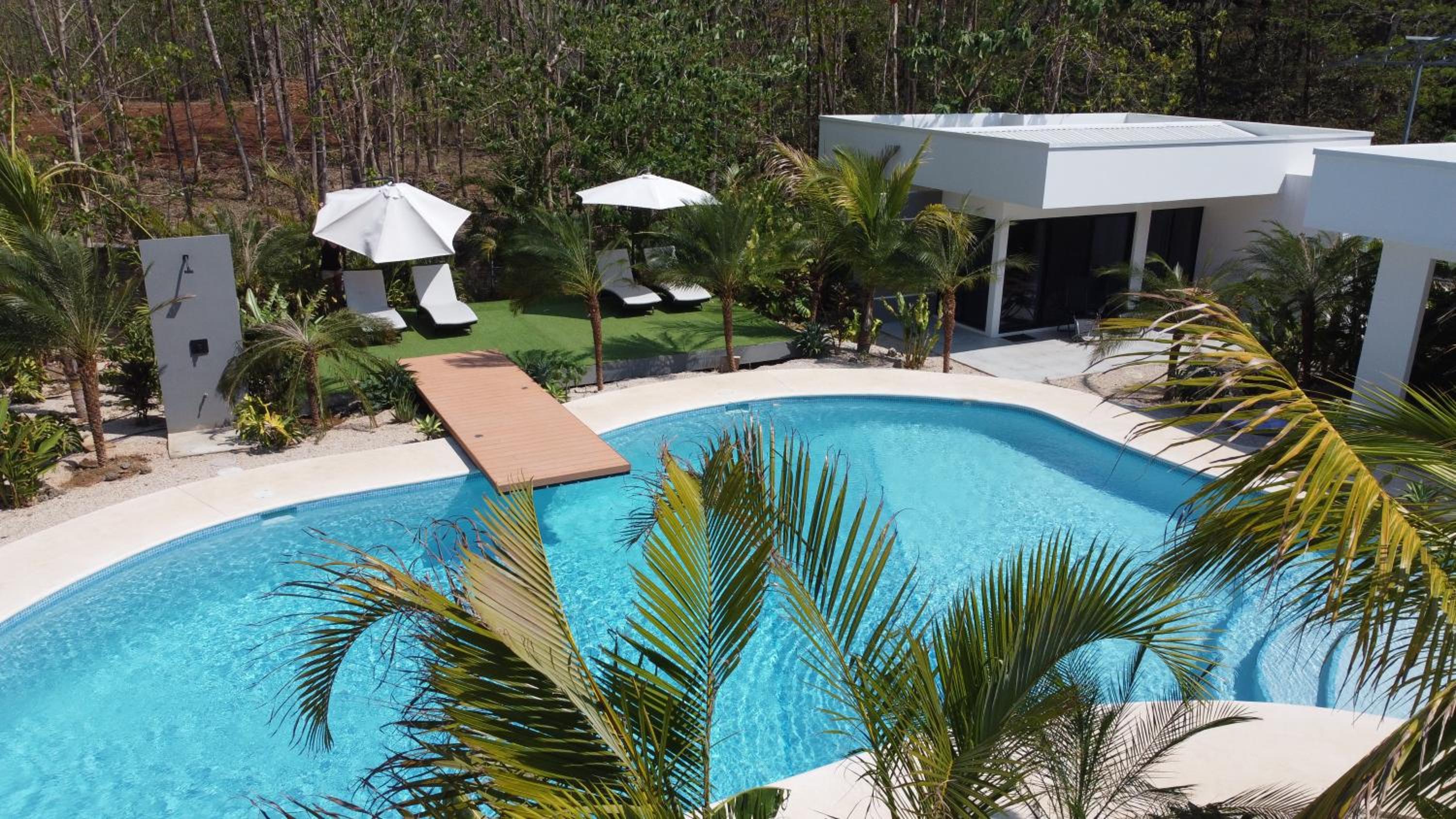 one life villas avellanas walk to beach