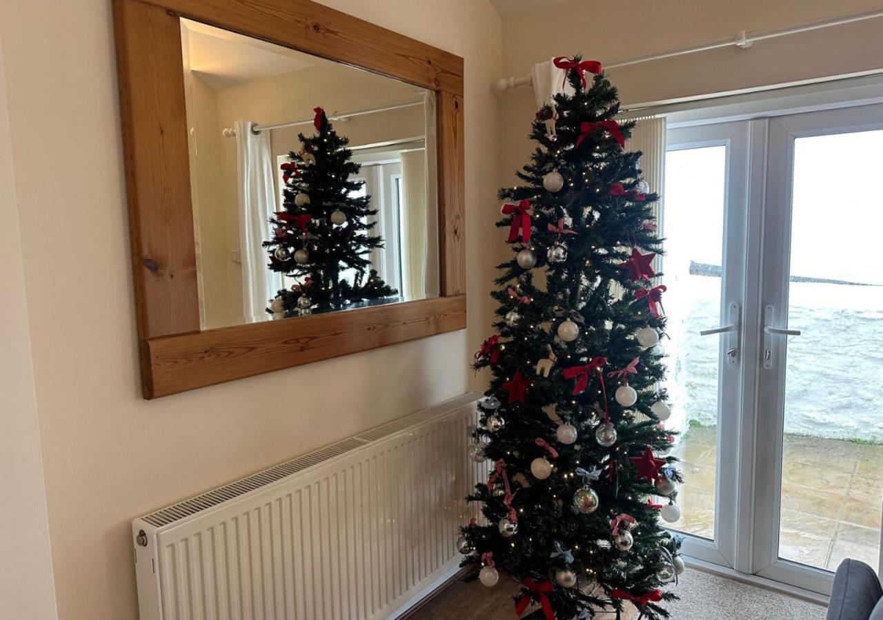 2 Bed in Porthleven oc-marin2