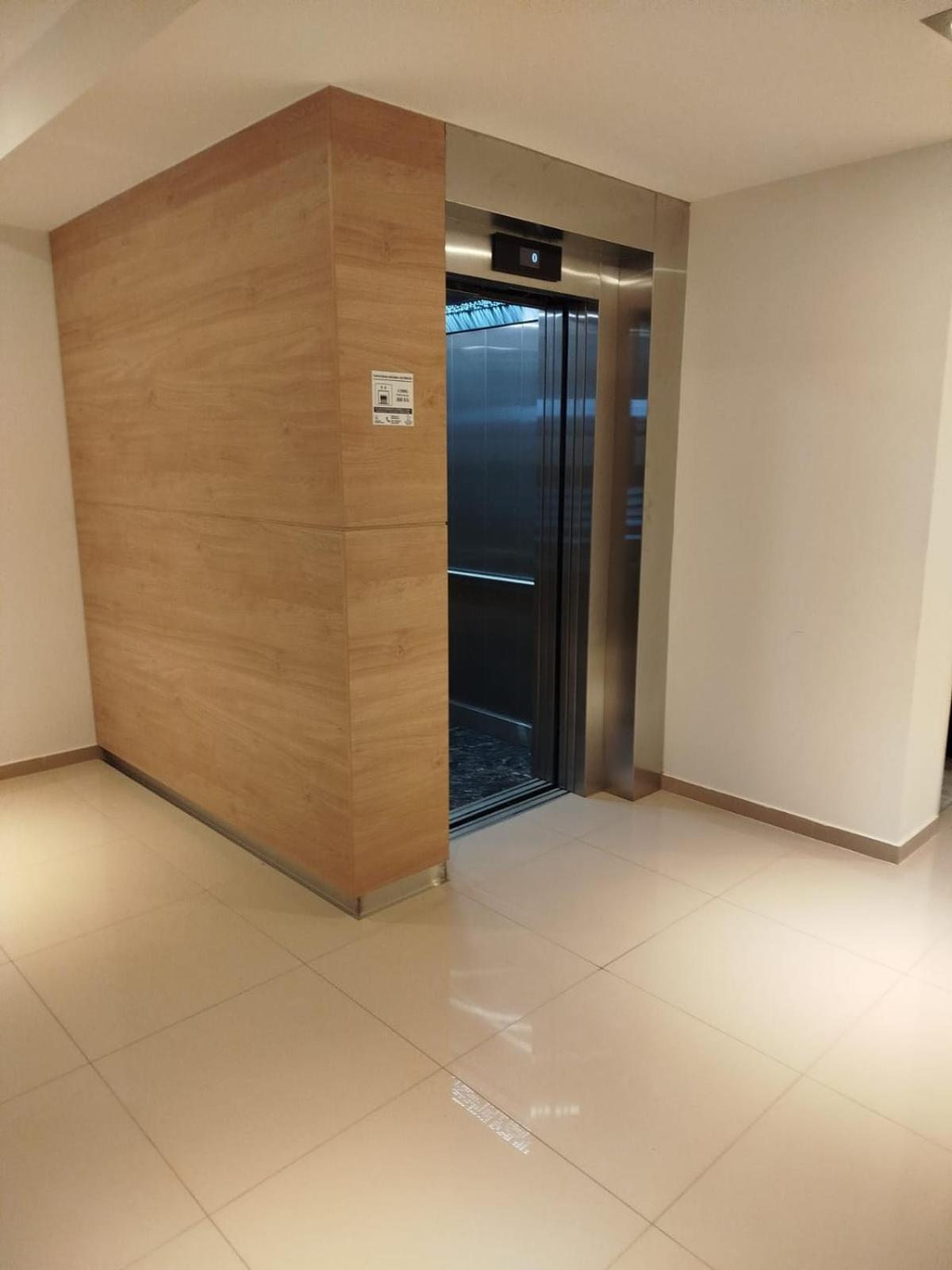 Espectacular Departamento en Pleno Centro con Cochera