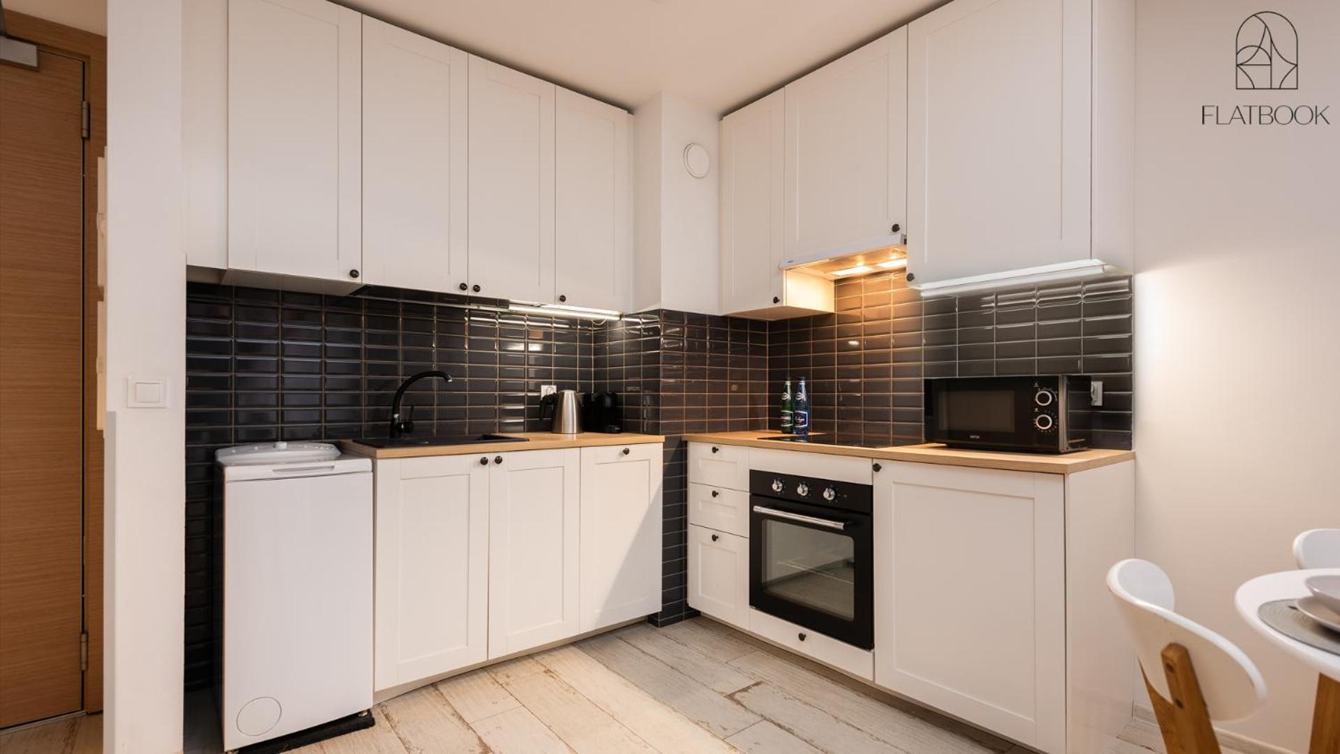 Flatbook - City Center SPA Apartments Waterlane Island