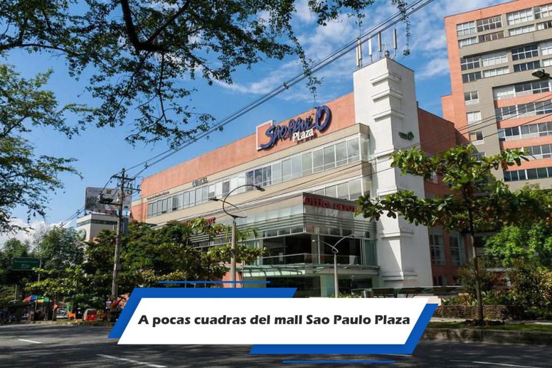 Apartaestudio amplio con Terraza y Parking 102