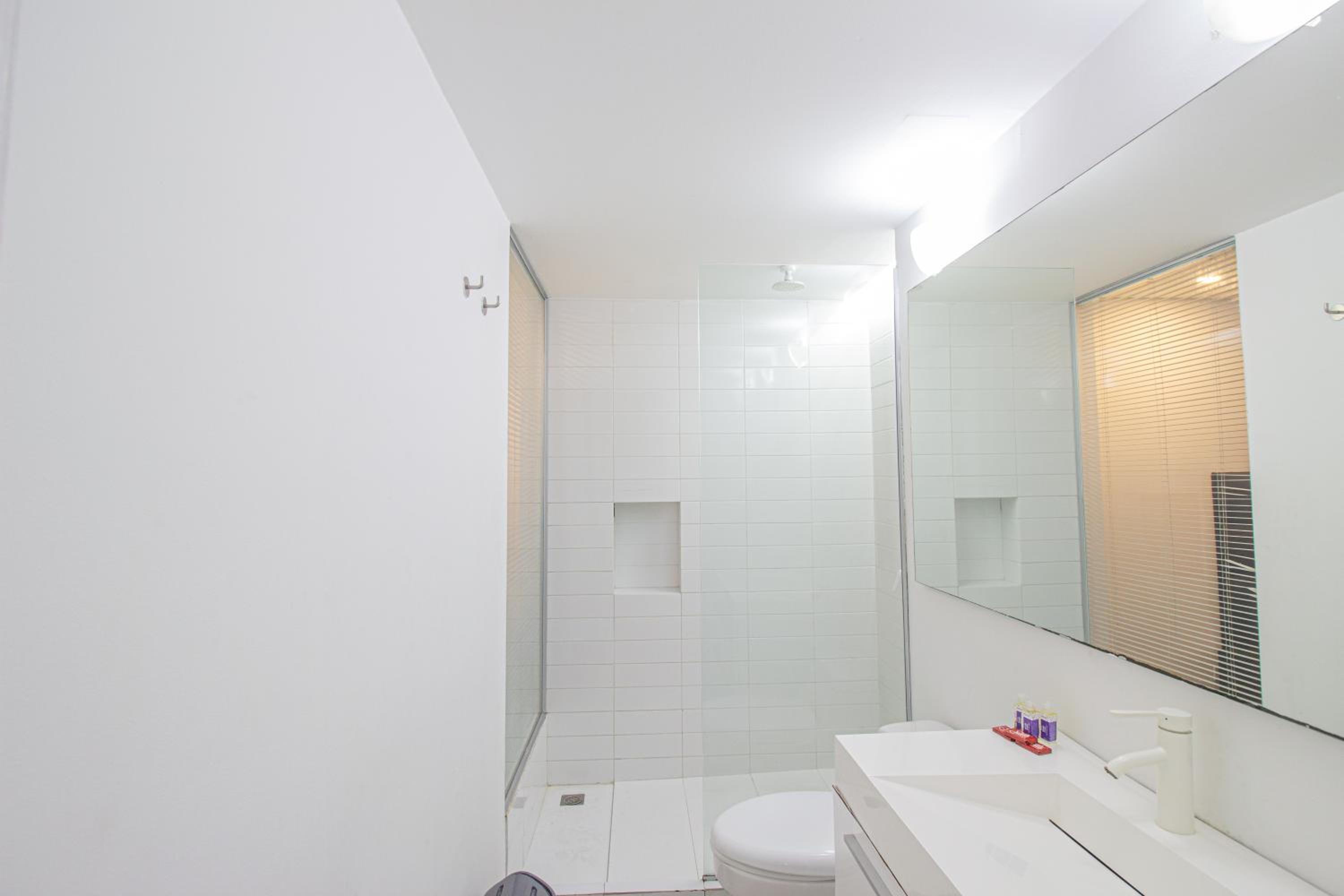 Apartaestudio amplio con Terraza y Parking 102