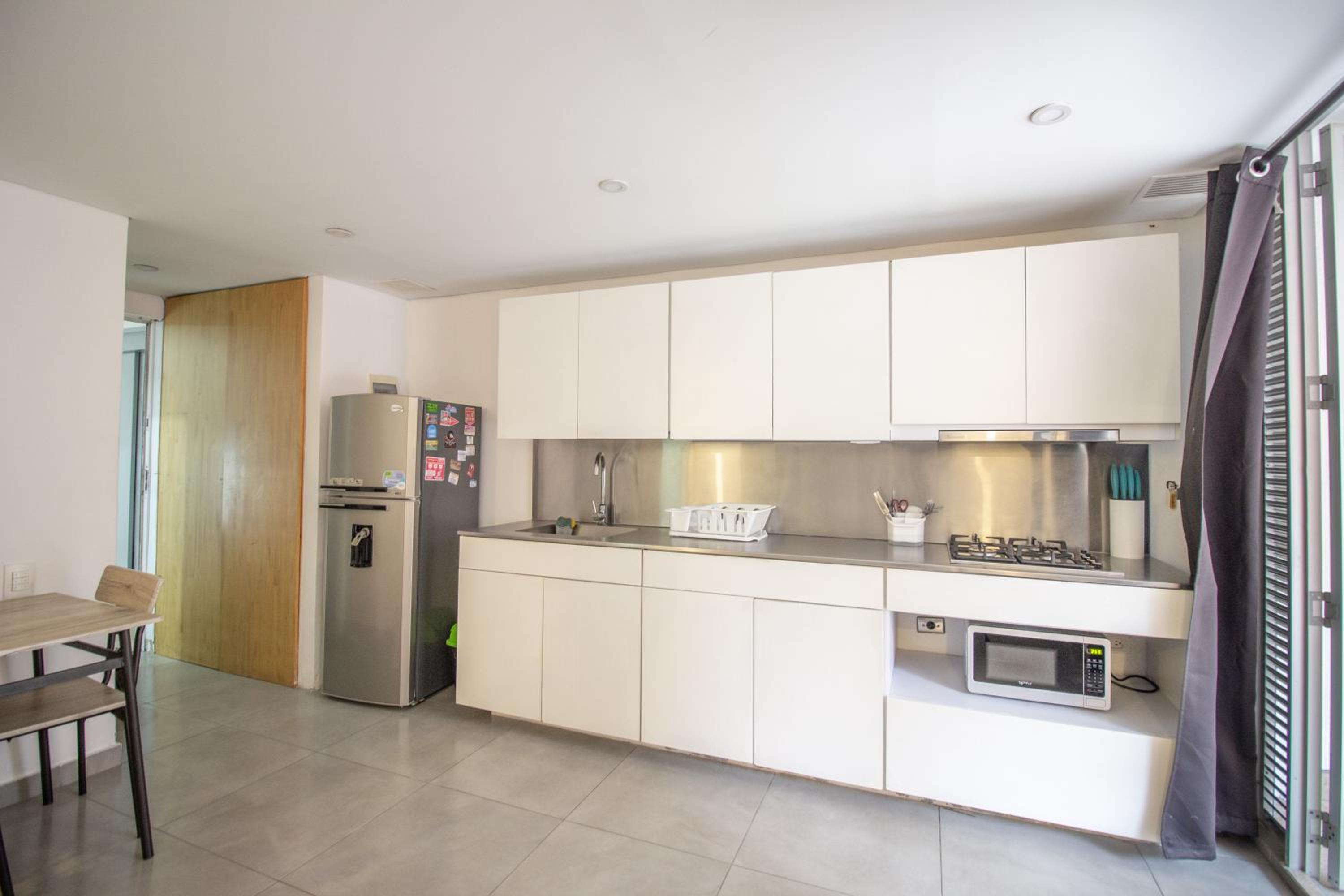 Apartaestudio amplio con Terraza y Parking 102