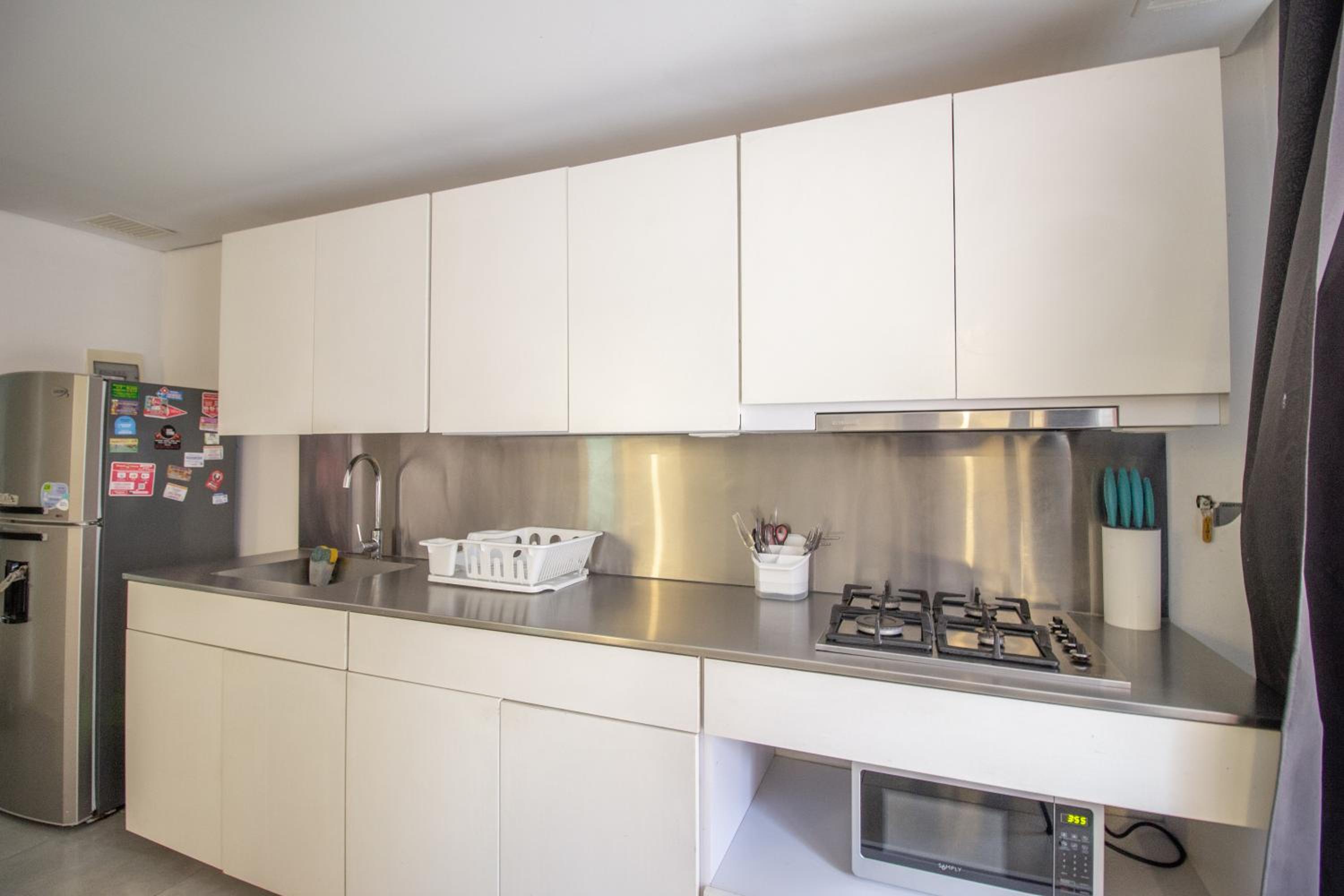 Apartaestudio amplio con Terraza y Parking 102