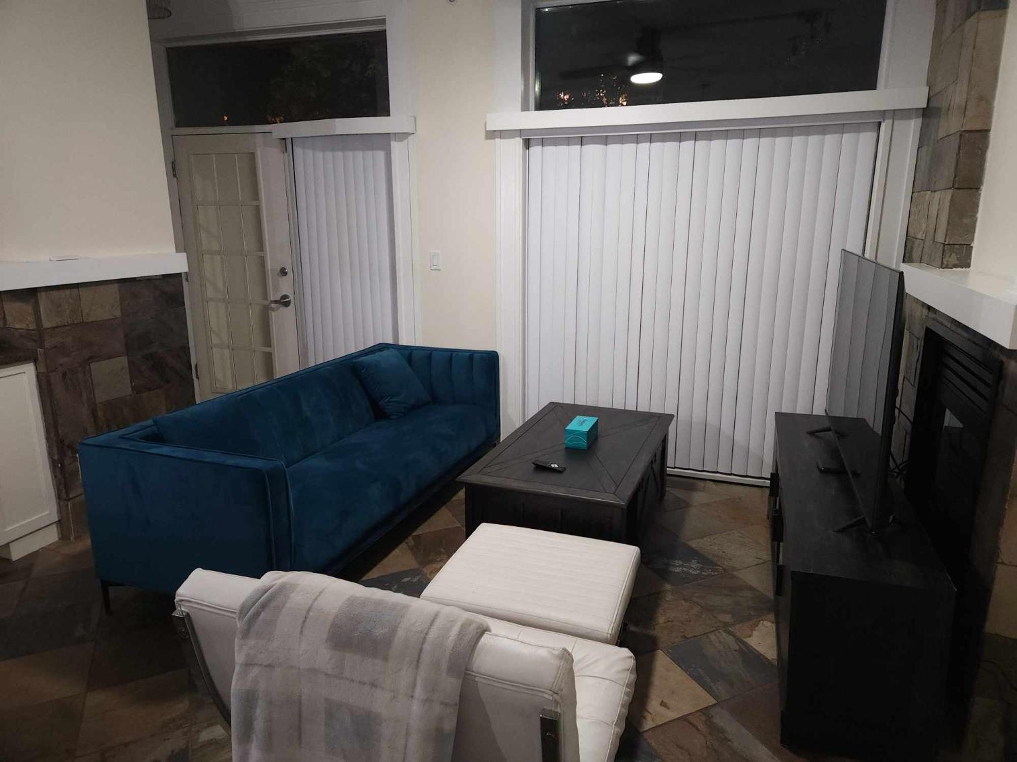 1- Exec Richard street