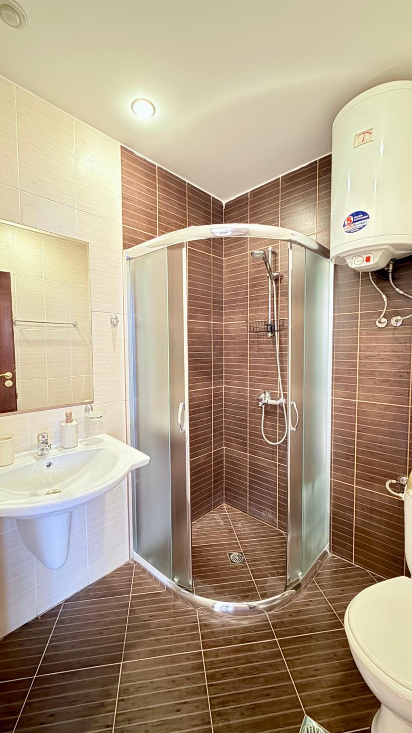 Bansko Vacations - Encanto Bansko Cozy Studio with Balcony and Stunning Mountain Town Views in SPA Resort - Property Image 19