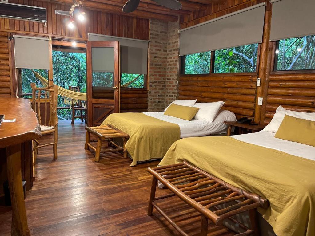 La Aldea De La Selva Lodge