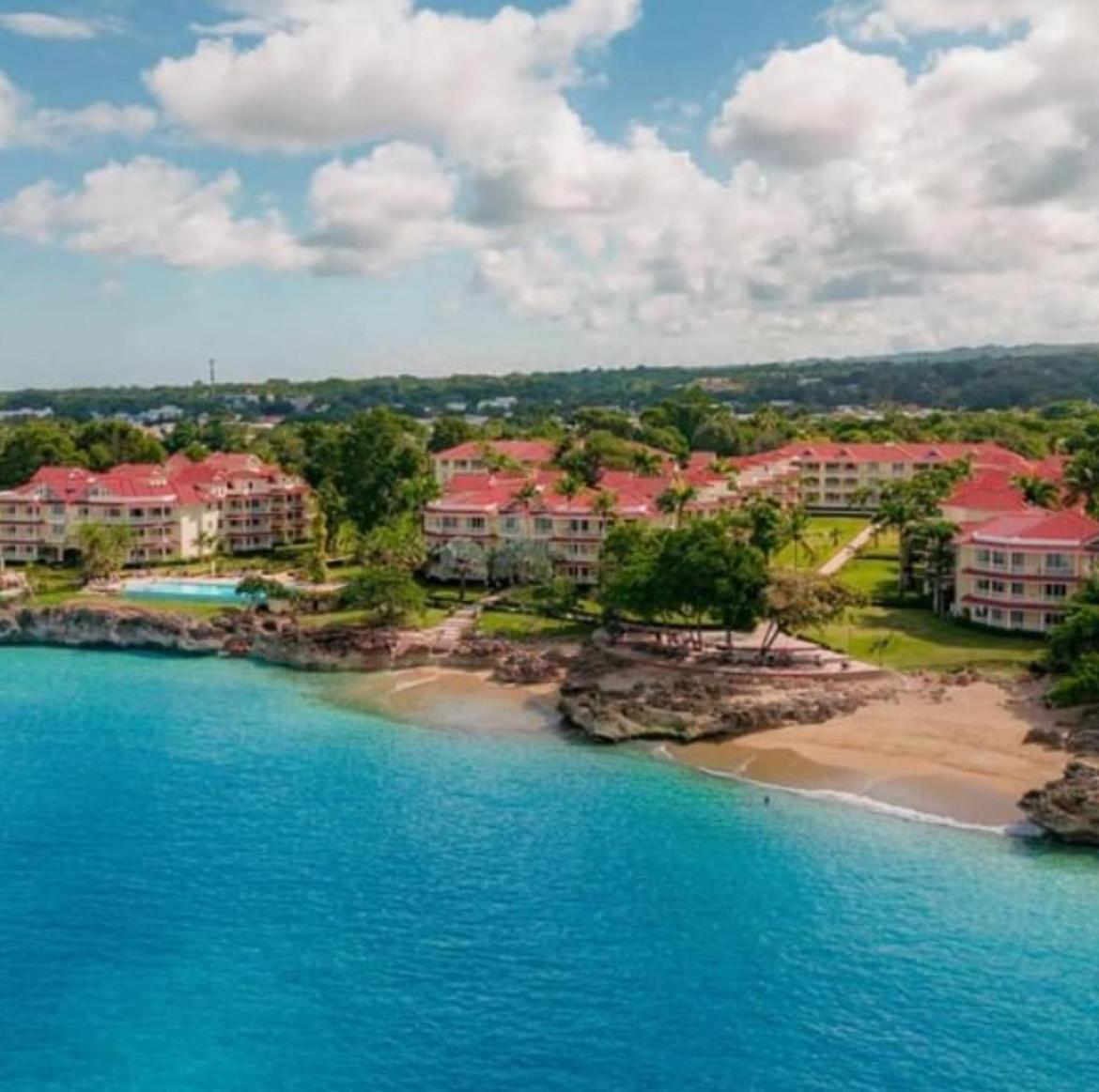 Beachfront Penthouse at Hispaniola Beach