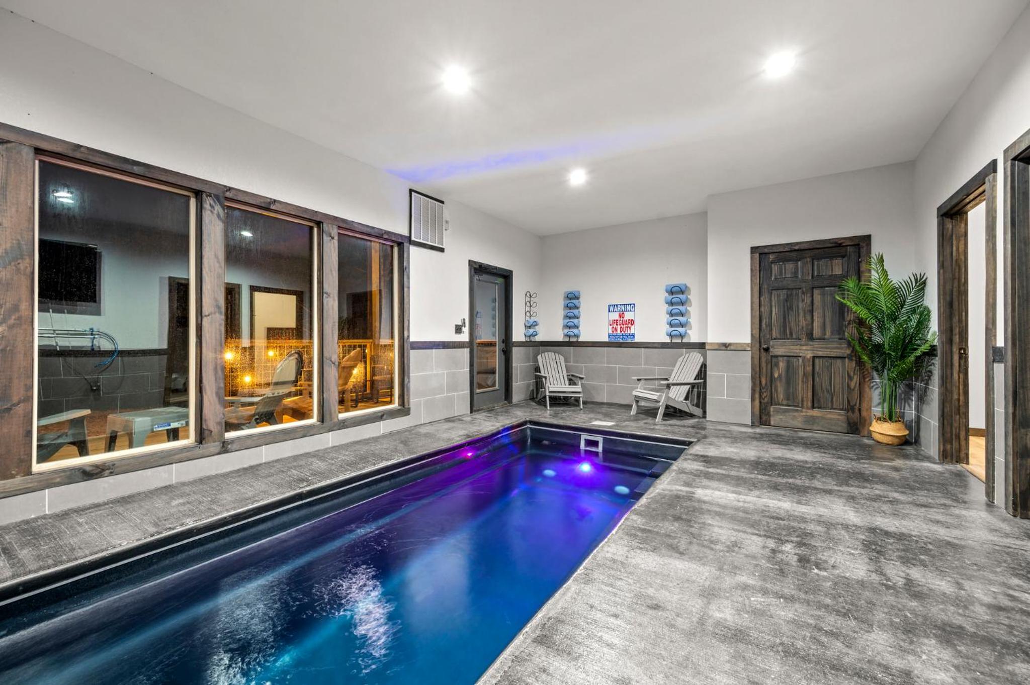 Epic Getaway Cabin w Views, HotTub, Pool & Dogs view 4