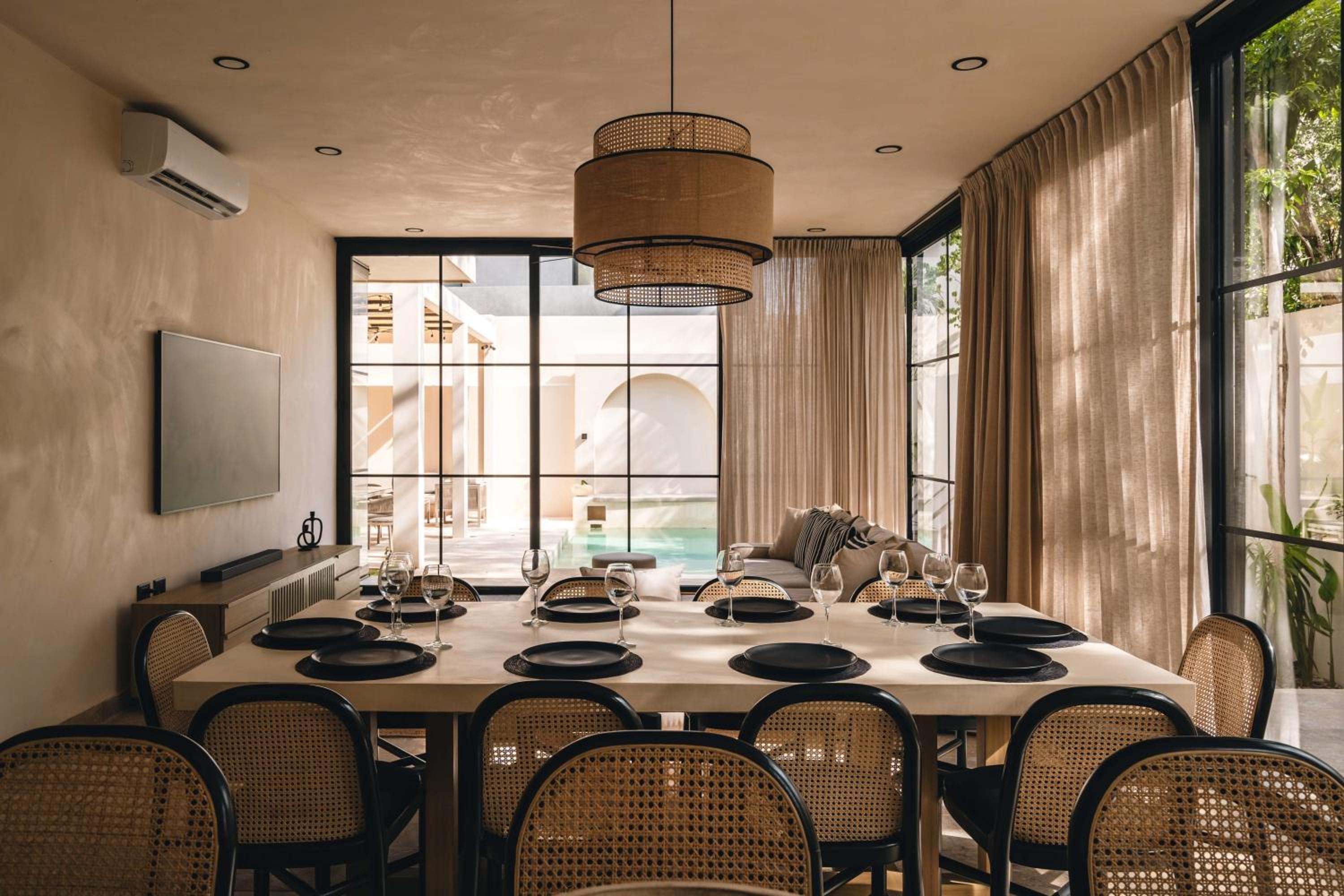 dining