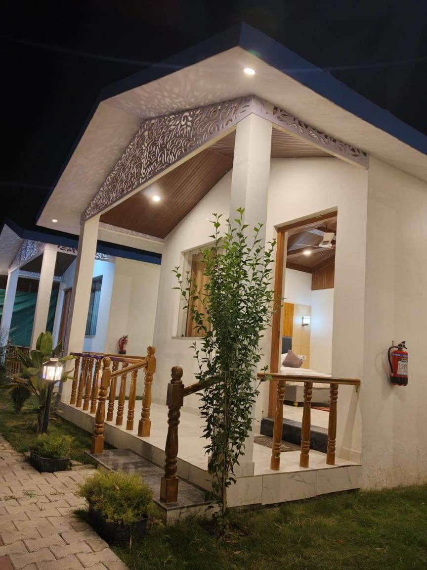 CORBETT JUNGLE BREEZE RESORt view 2