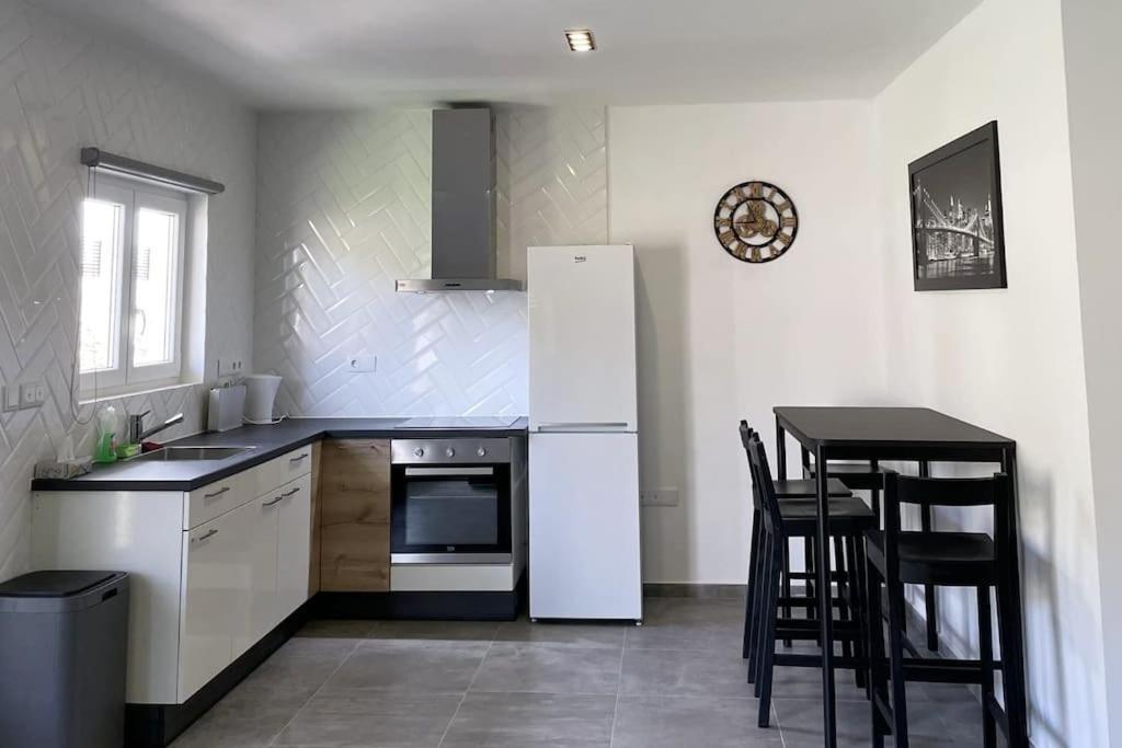 Modern Appartement Noord Jan Thiel #2
