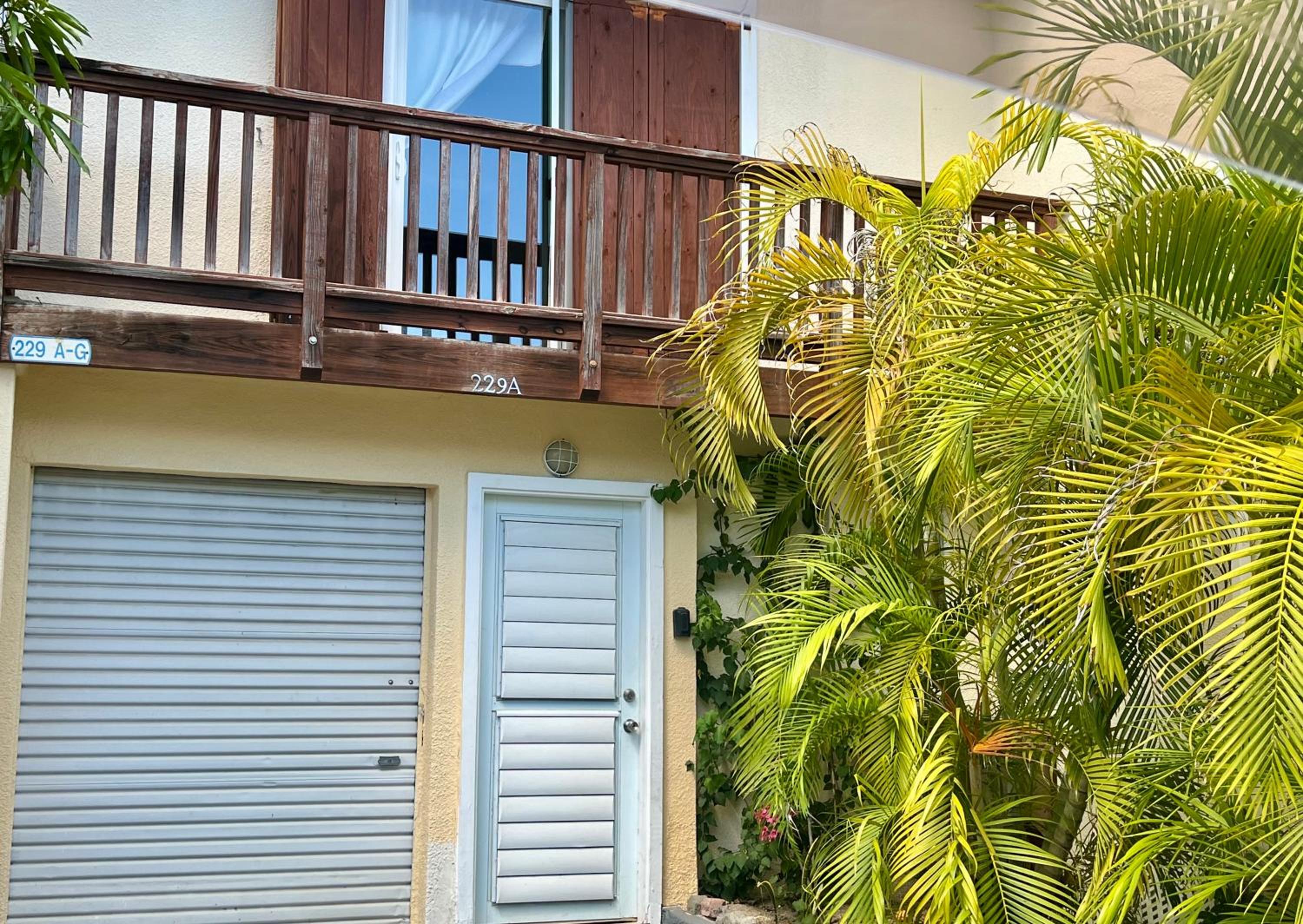 Antigua chiama Italia villas
