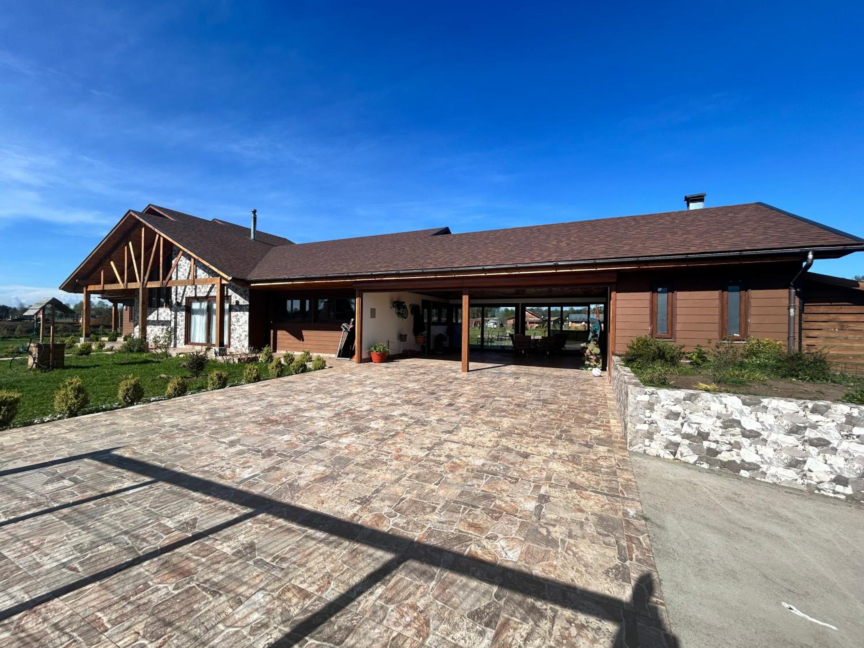 Casa con piscina, tinaja y acceso al río VOIPIR