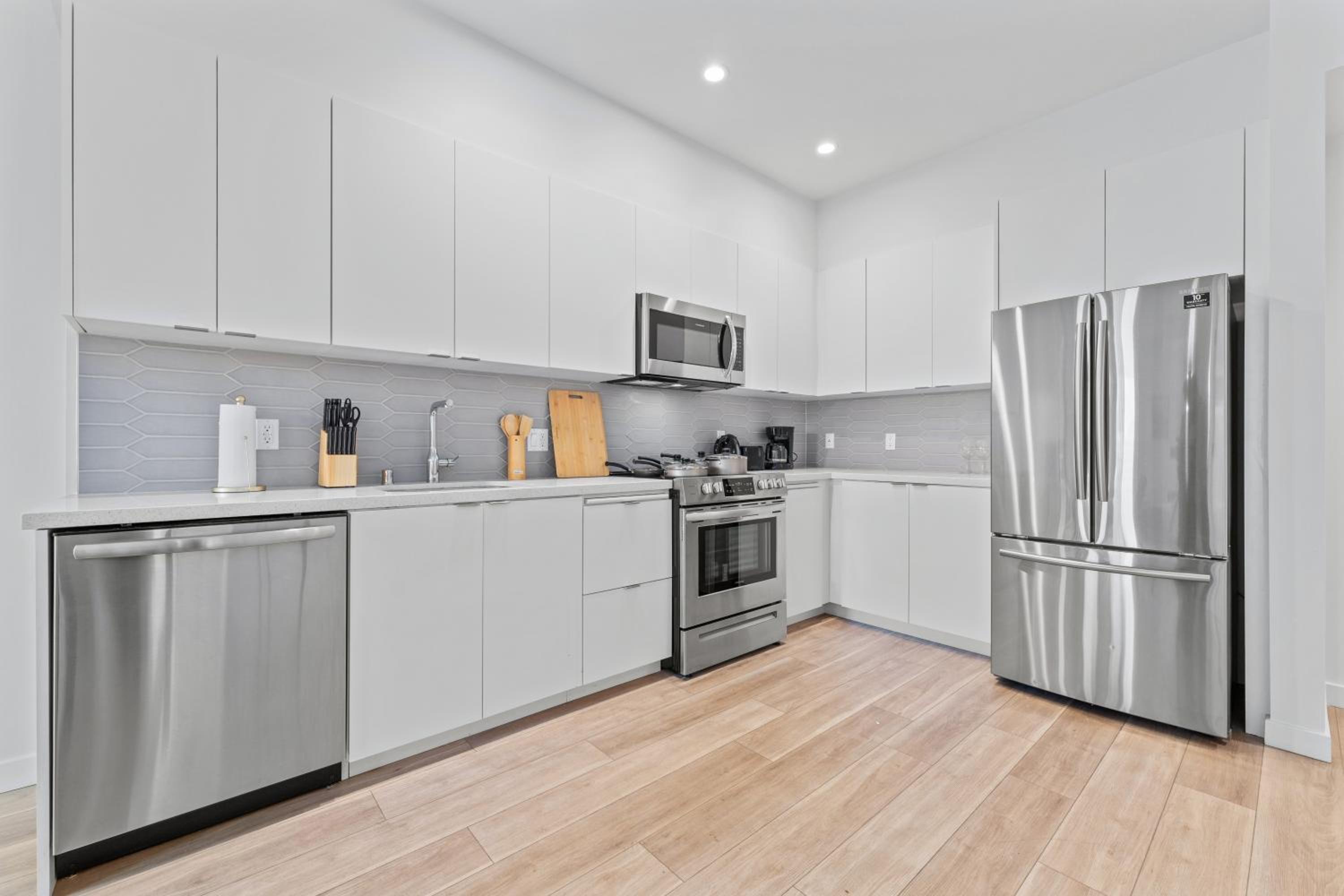 Charming studio room in LA - Conveniently Located Near Downtown! - Image 4