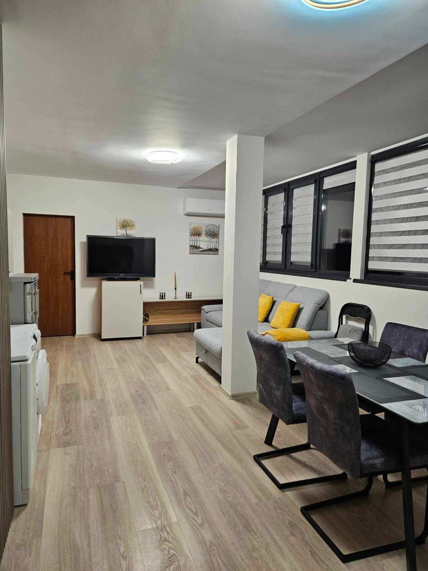 Marina apartament