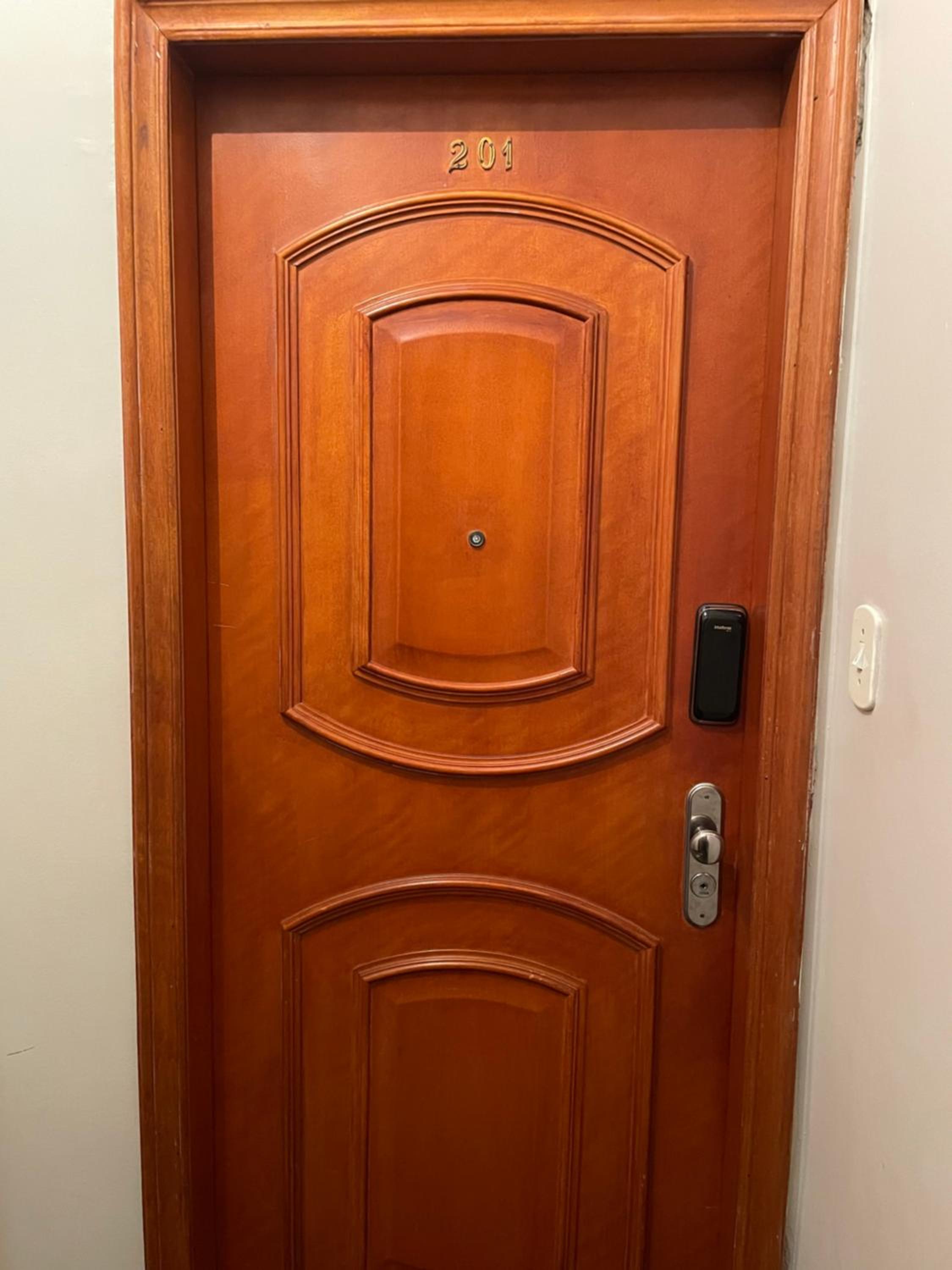 Apartamento grande, confortável, metrô, praias