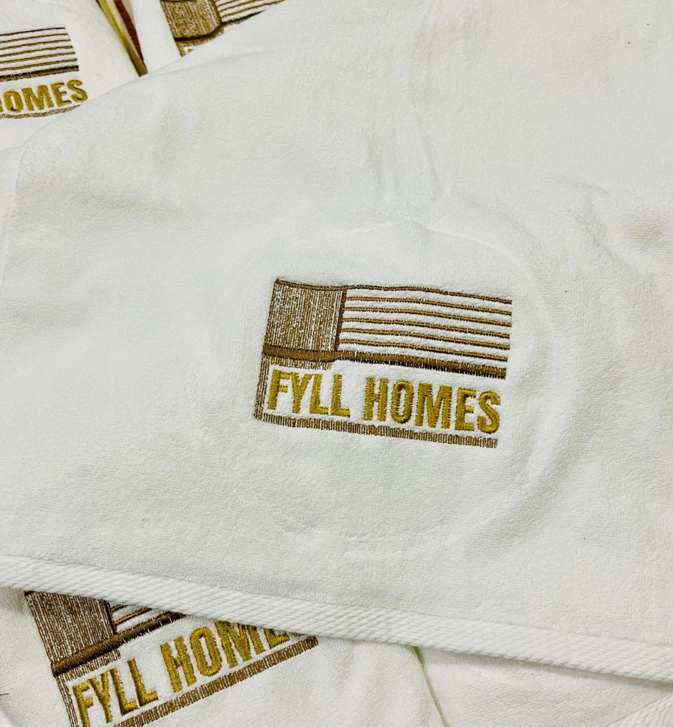 FYLL Homes - Ysabella Suite Stylish Art Deco 1-Bed Apartment with FREE Parking Near Pagsanjan Falls & Caliraya view 5