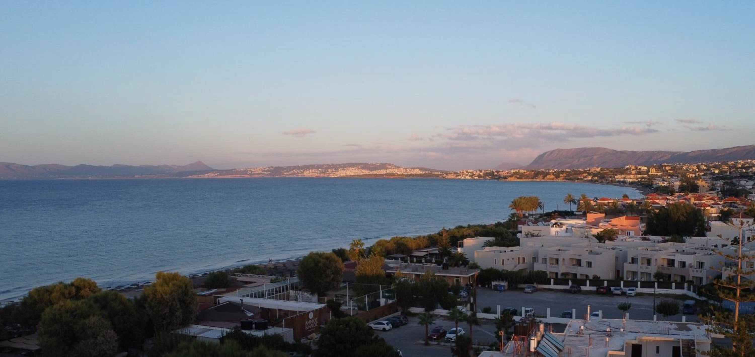 Villa Cicada Chania, Steps from the beach, Car included view 2