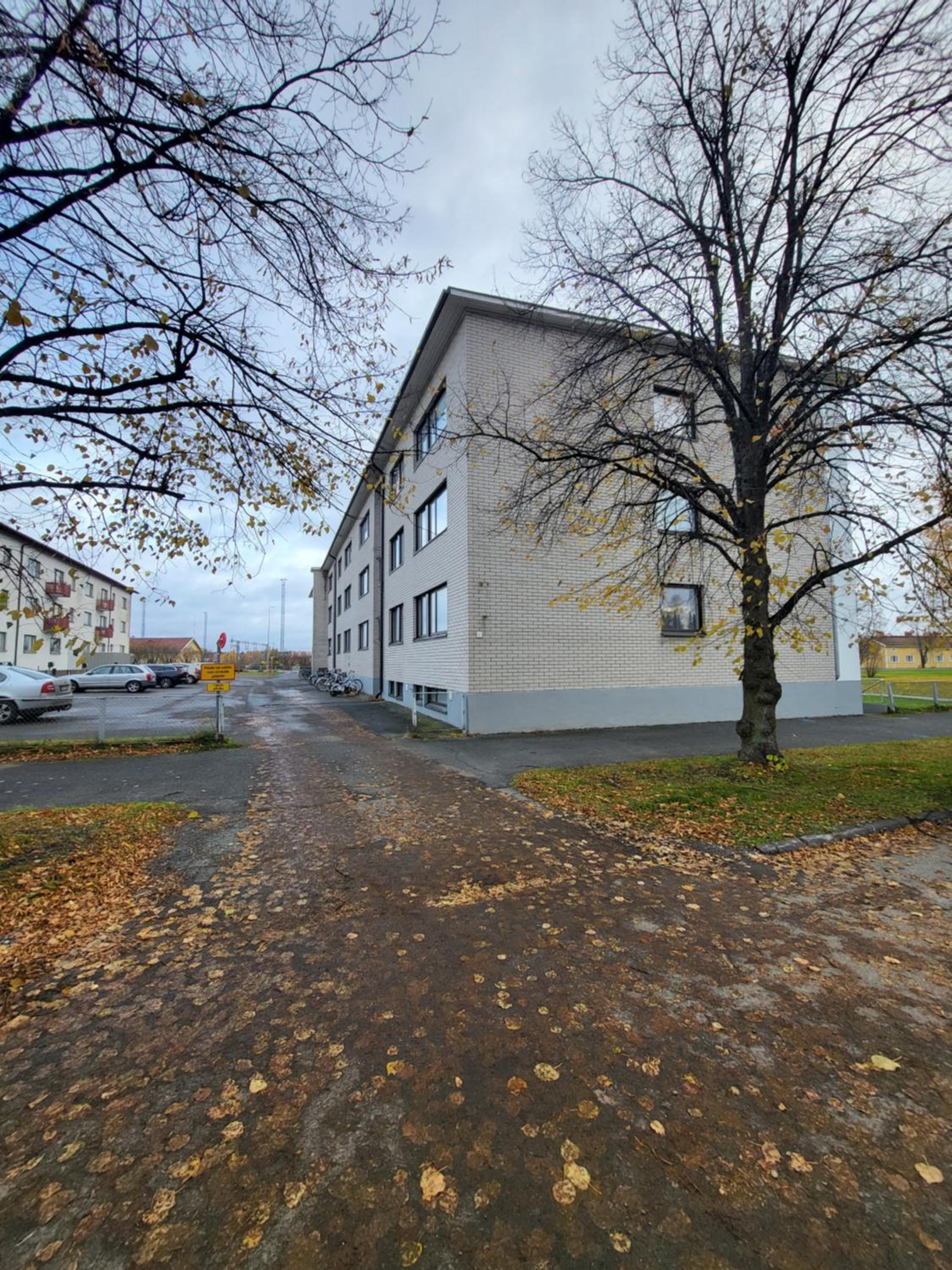40-Apartment in Kemi city center , balcony and free parking