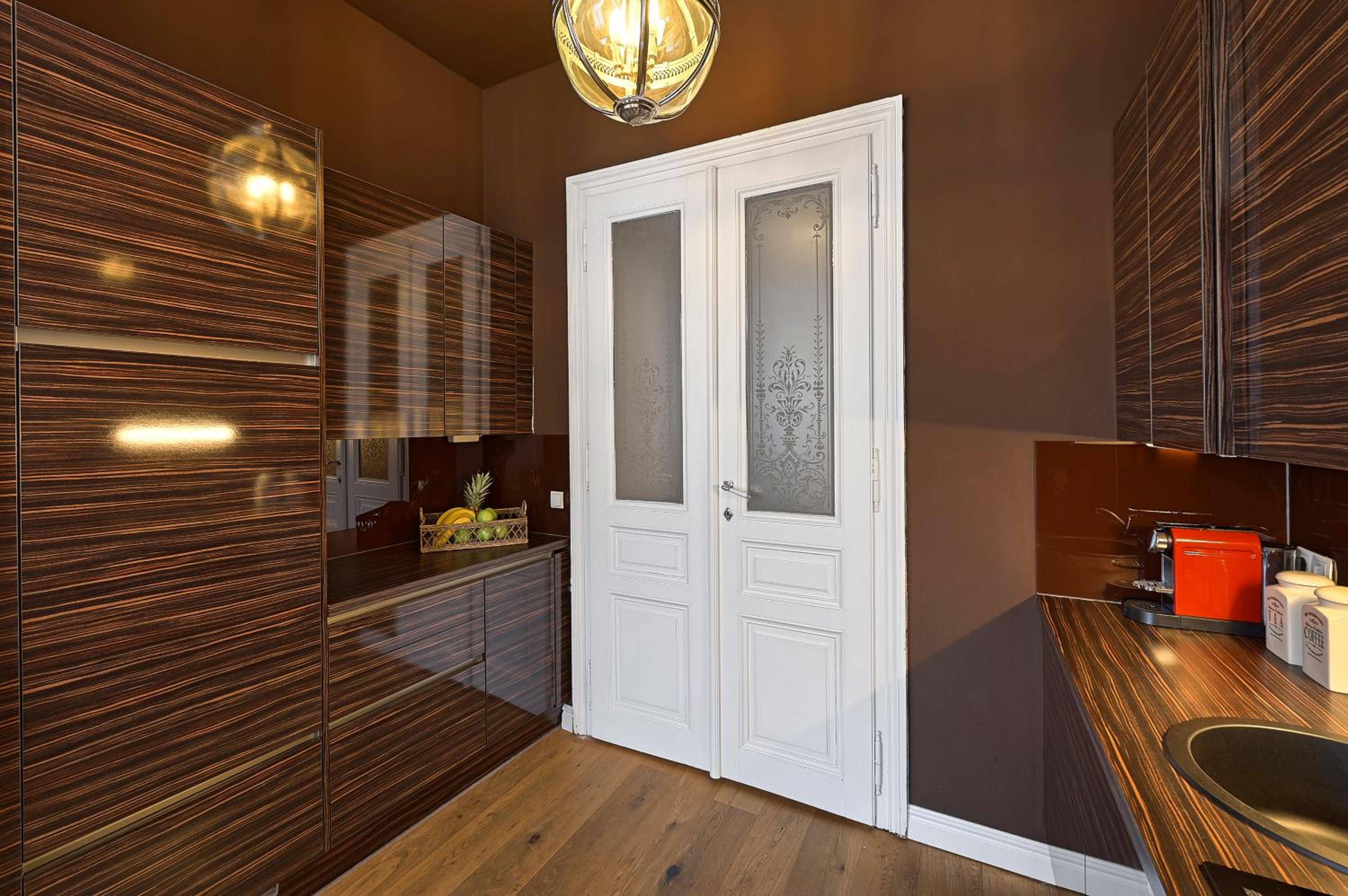 6 rooms Naschmarkt