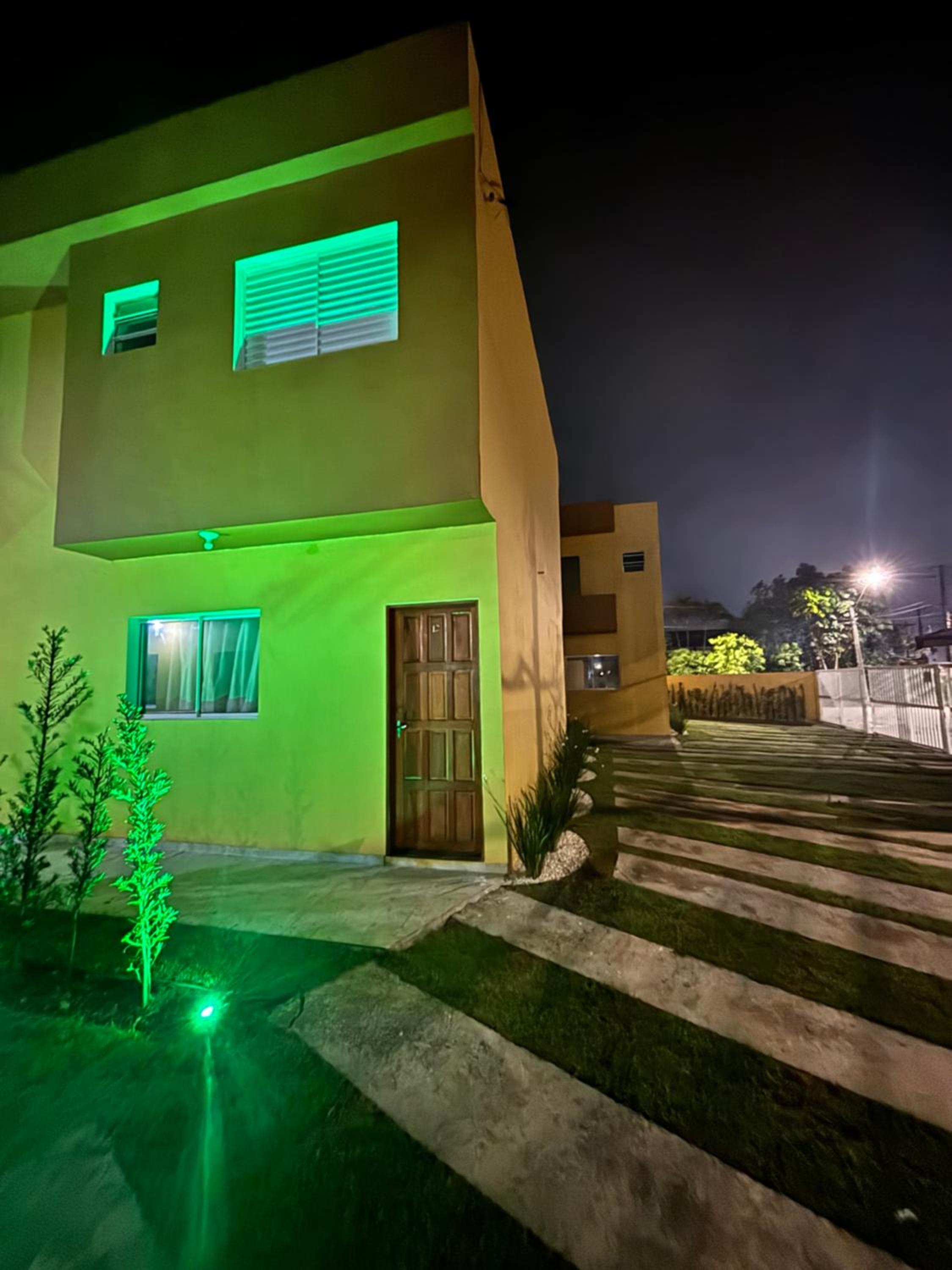 CASA NA PRAIA DO JEQUITIBA - CONDOMÍNIO COM PISCINA E CHURRASQUEIRA INDIVIDUAL - A 500m da praia