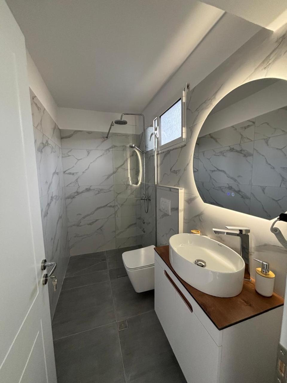 Guest House Adi Hoxha