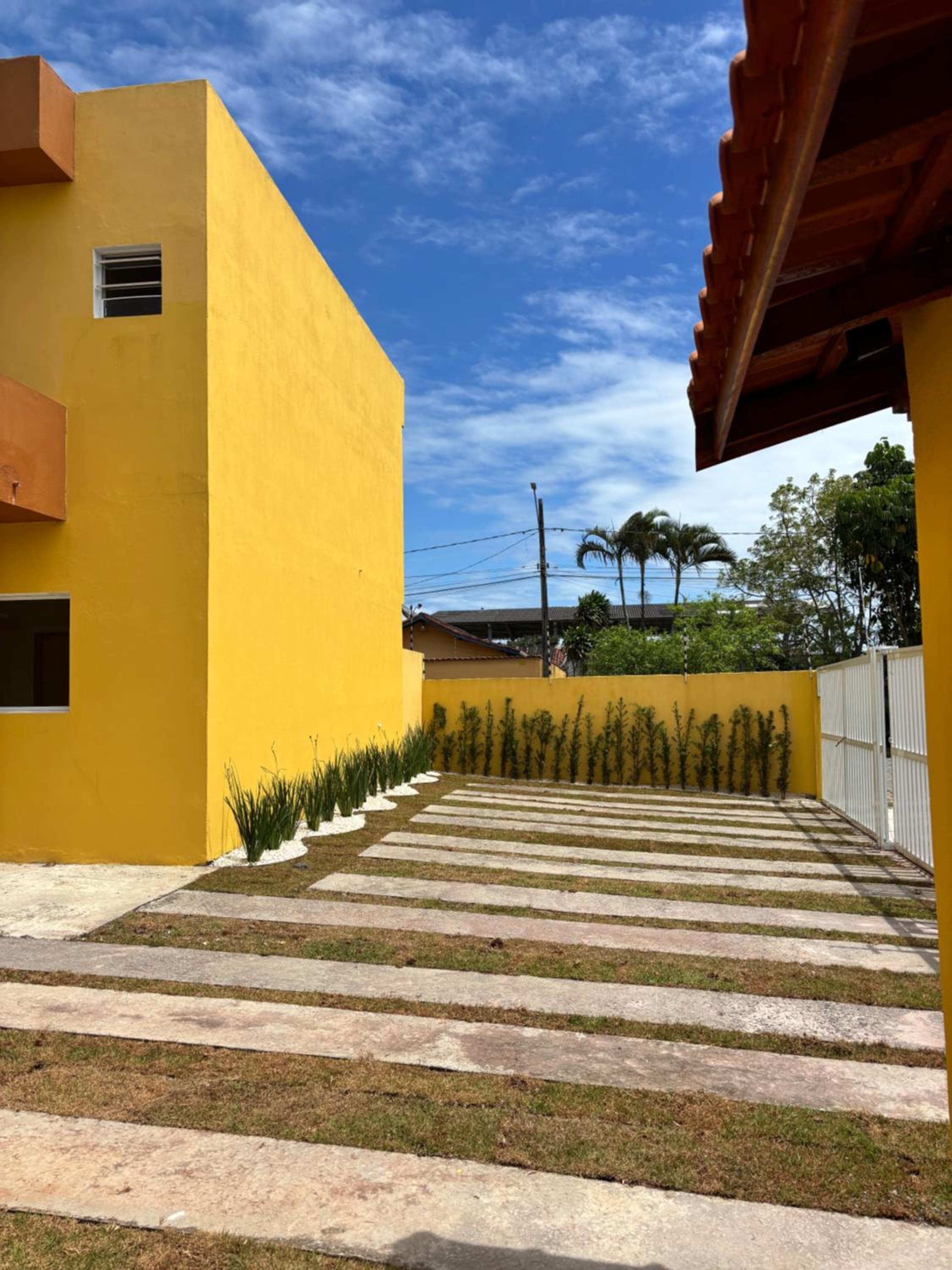 CASA NA PRAIA DO JEQUITIBA - CONDOMÍNIO COM PISCINA E CHURRASQUEIRA INDIVIDUAL - A 500m da praia
