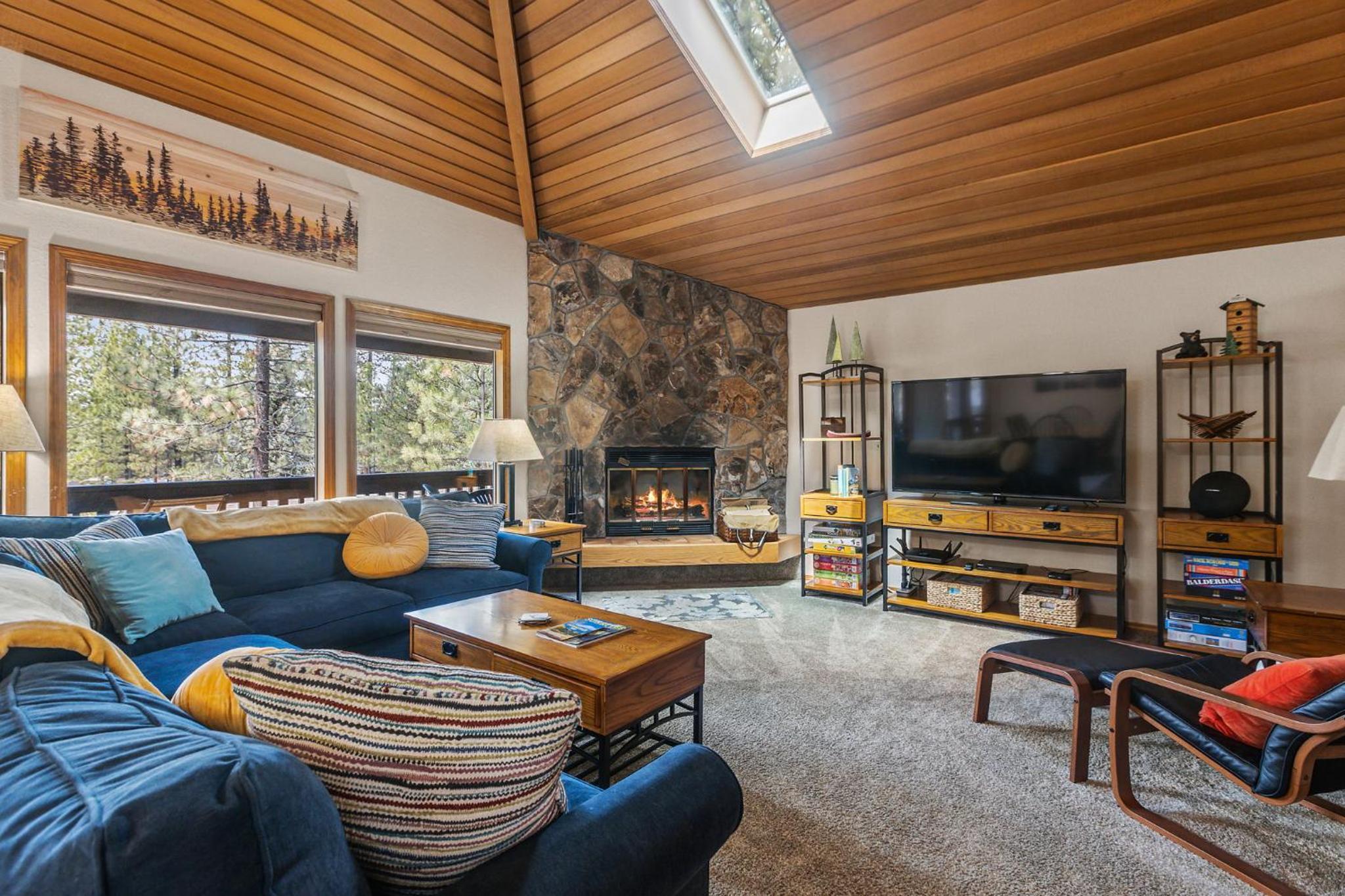 6 Lynx Sunriver view 5