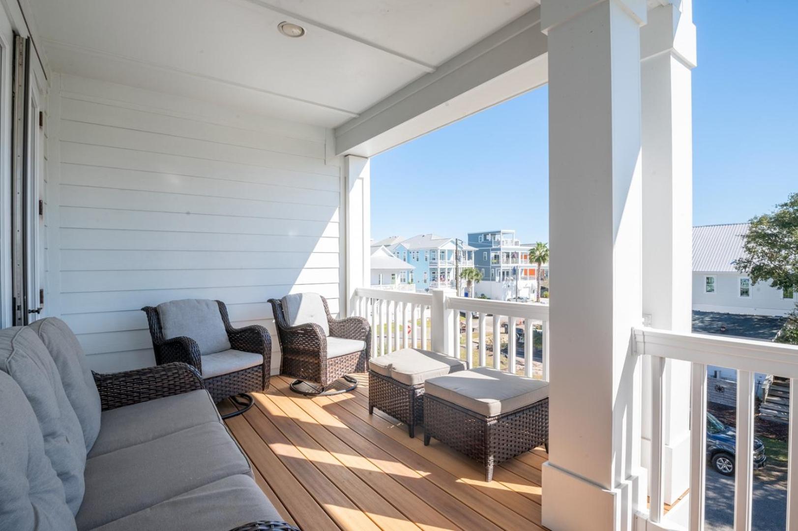 Pet Friendly Luxury Duplex - Starfish Shack