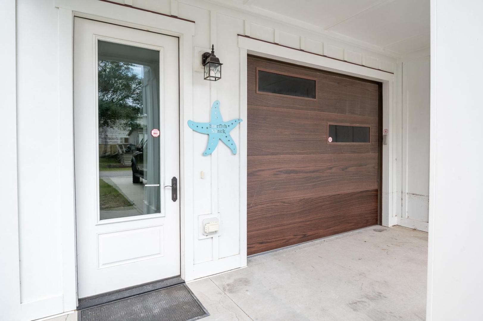 Pet Friendly Luxury Duplex - Starfish Shack