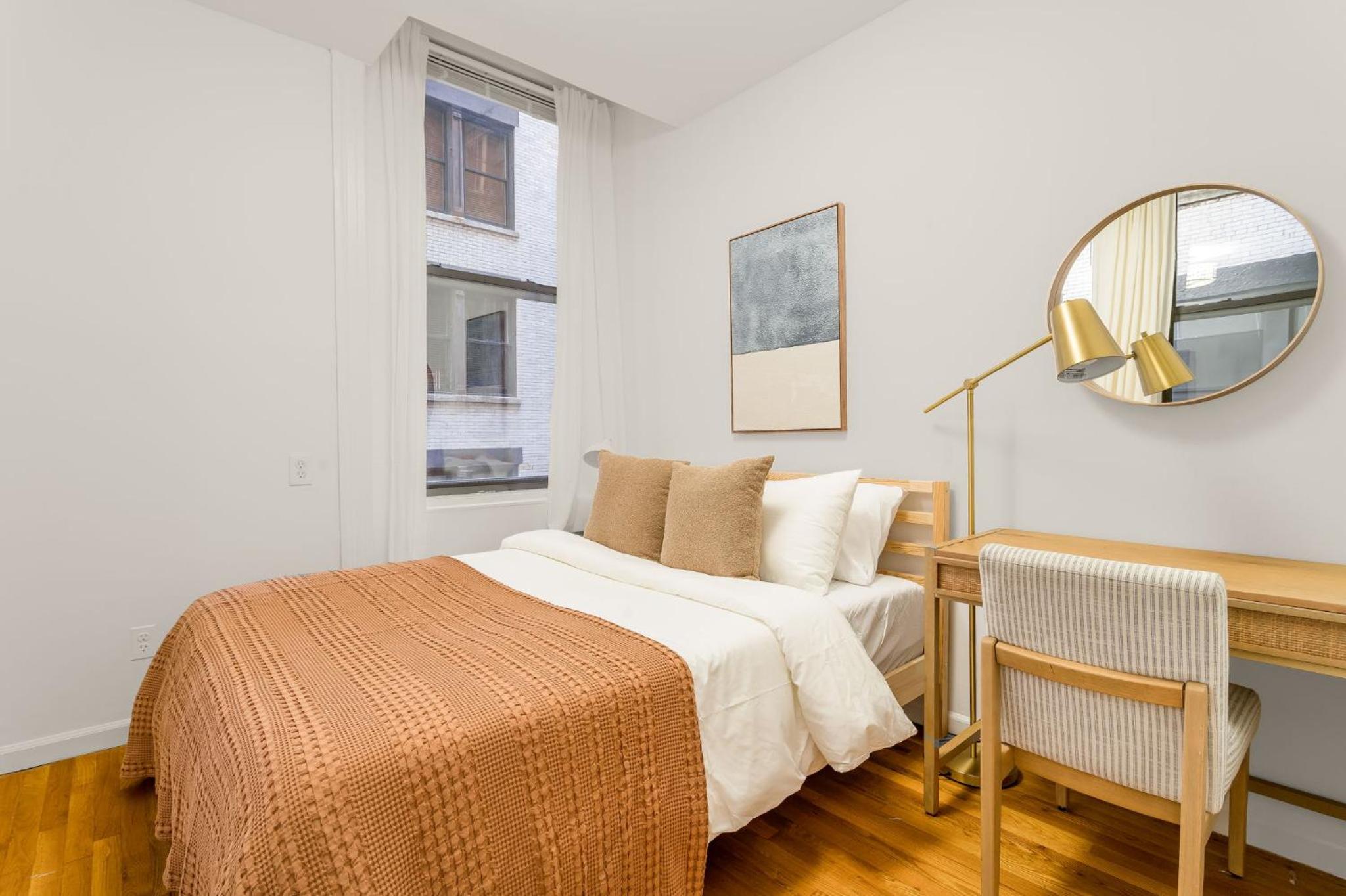 Chic 3BR with 3 Beds and 1 Bath Steps from the Vibrant Stone Street District